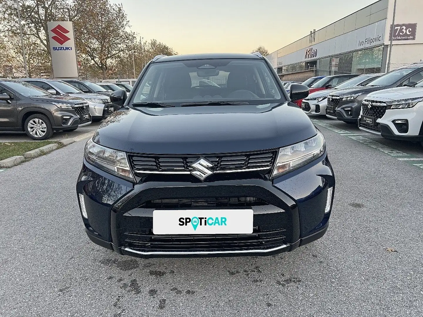 Suzuki Vitara 1,4 DITC Hybrid shine Blau - 2