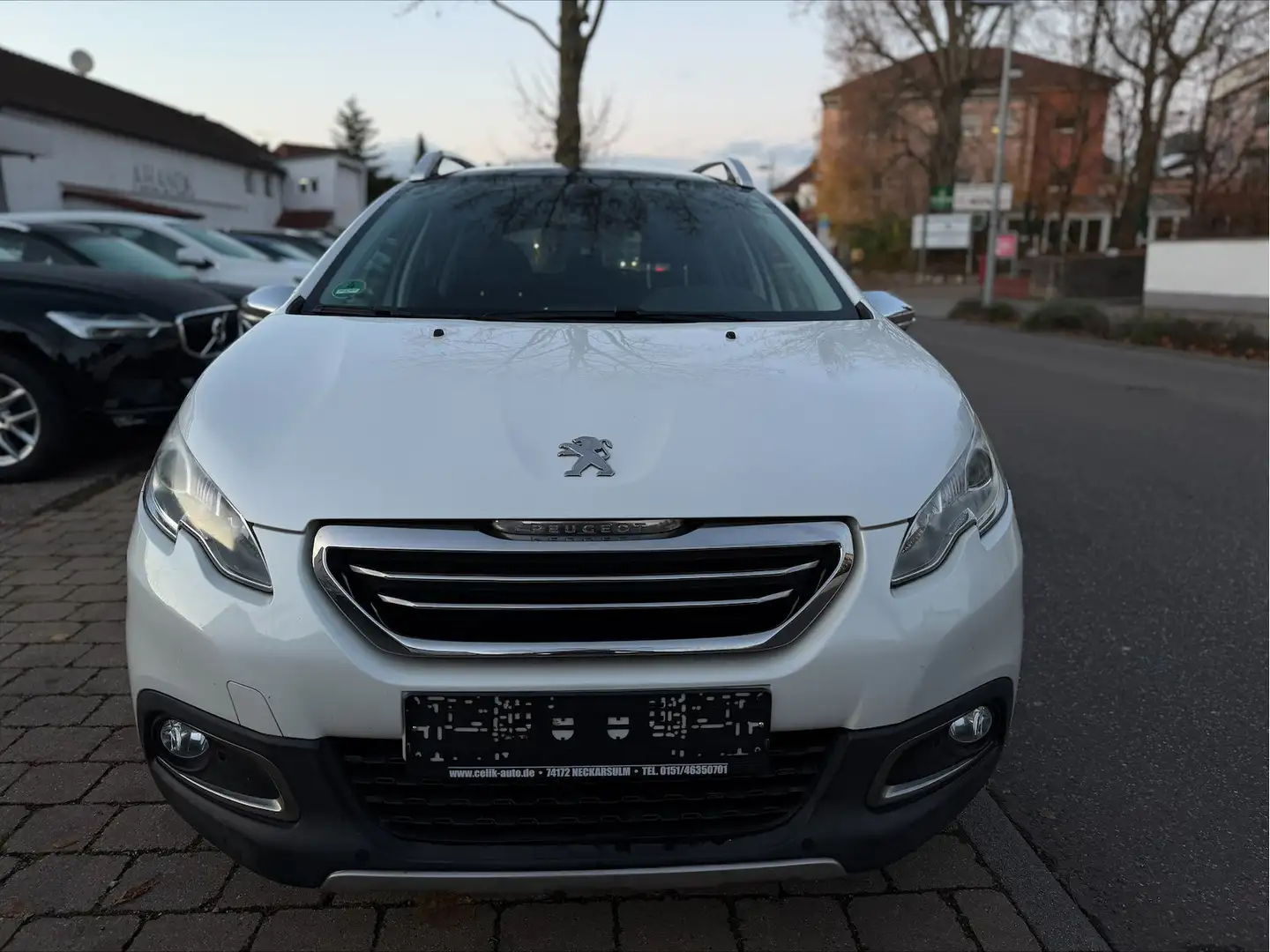Peugeot 2008 1.2 Allure Pano Navi Leder JBL Blanc - 2