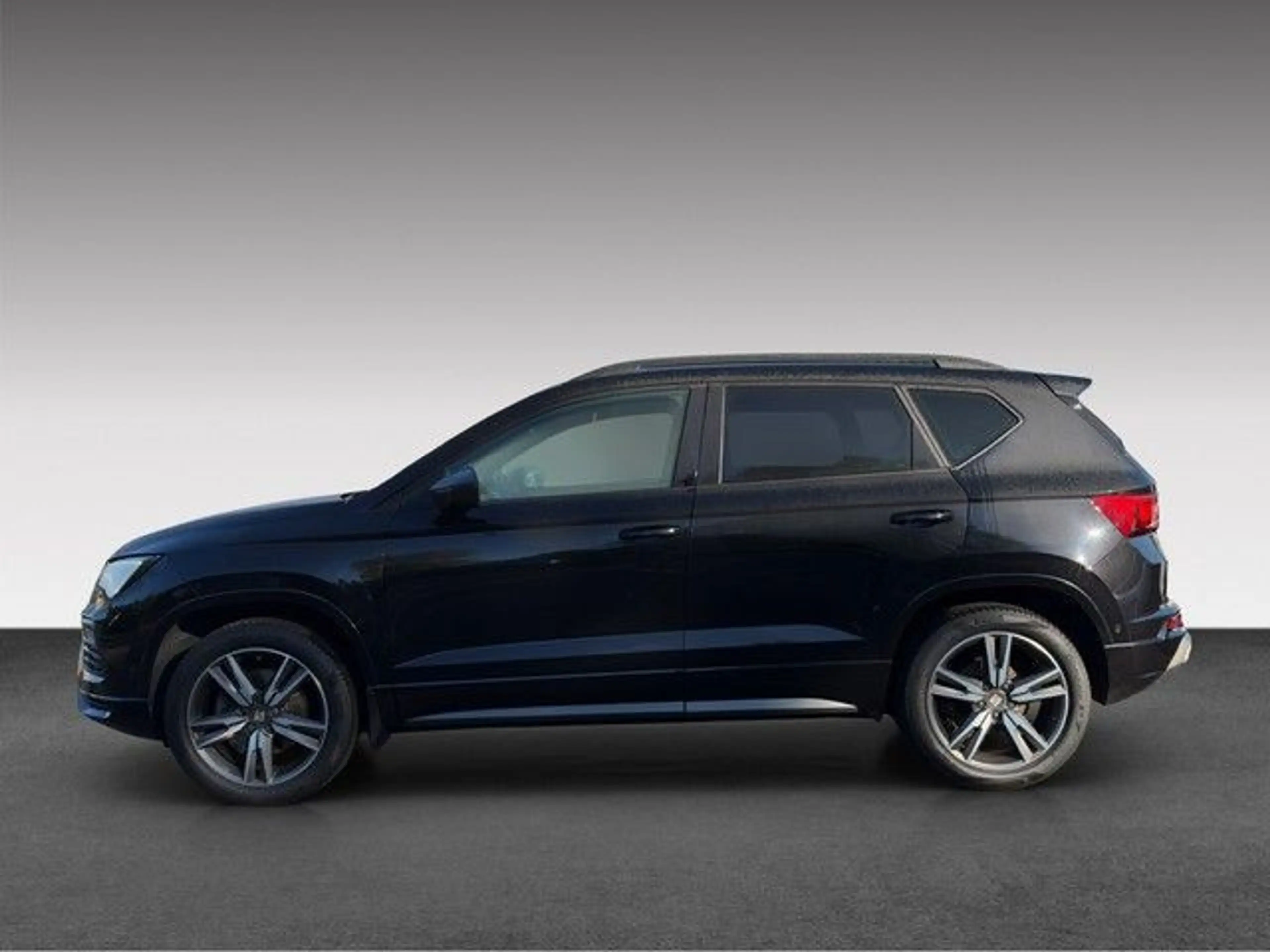 SEAT Ateca 2.0 TSI 4Drive DSG FR AHK Standhzg. — photo 4