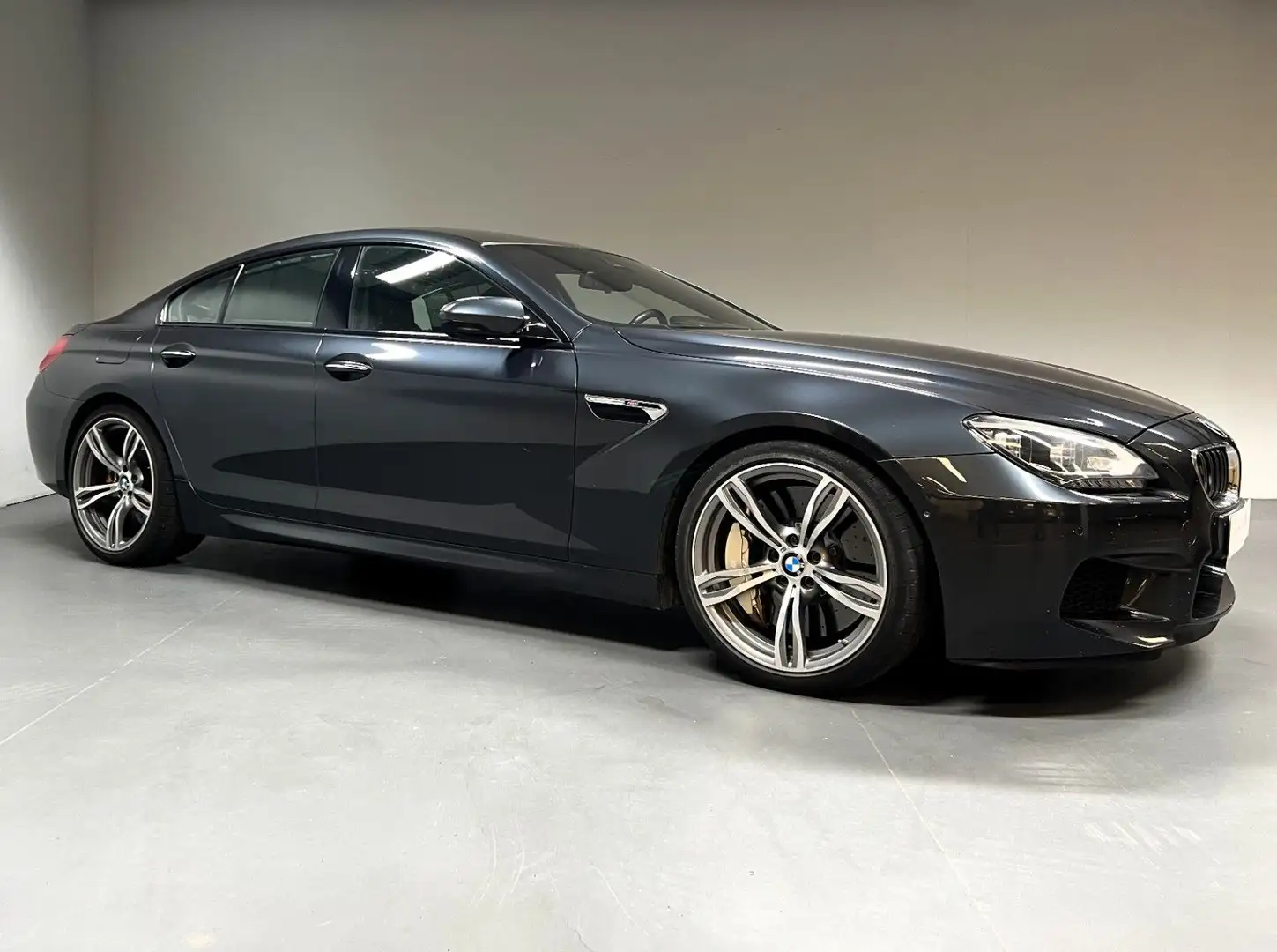 BMW M6 Baureihe M6 Gran Coupe Grau - 2