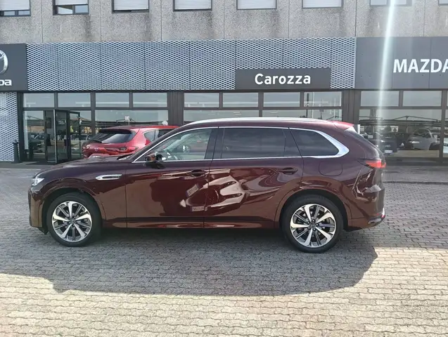 Mazda CX-80 view 3