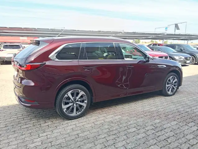 Mazda CX-80 view 7