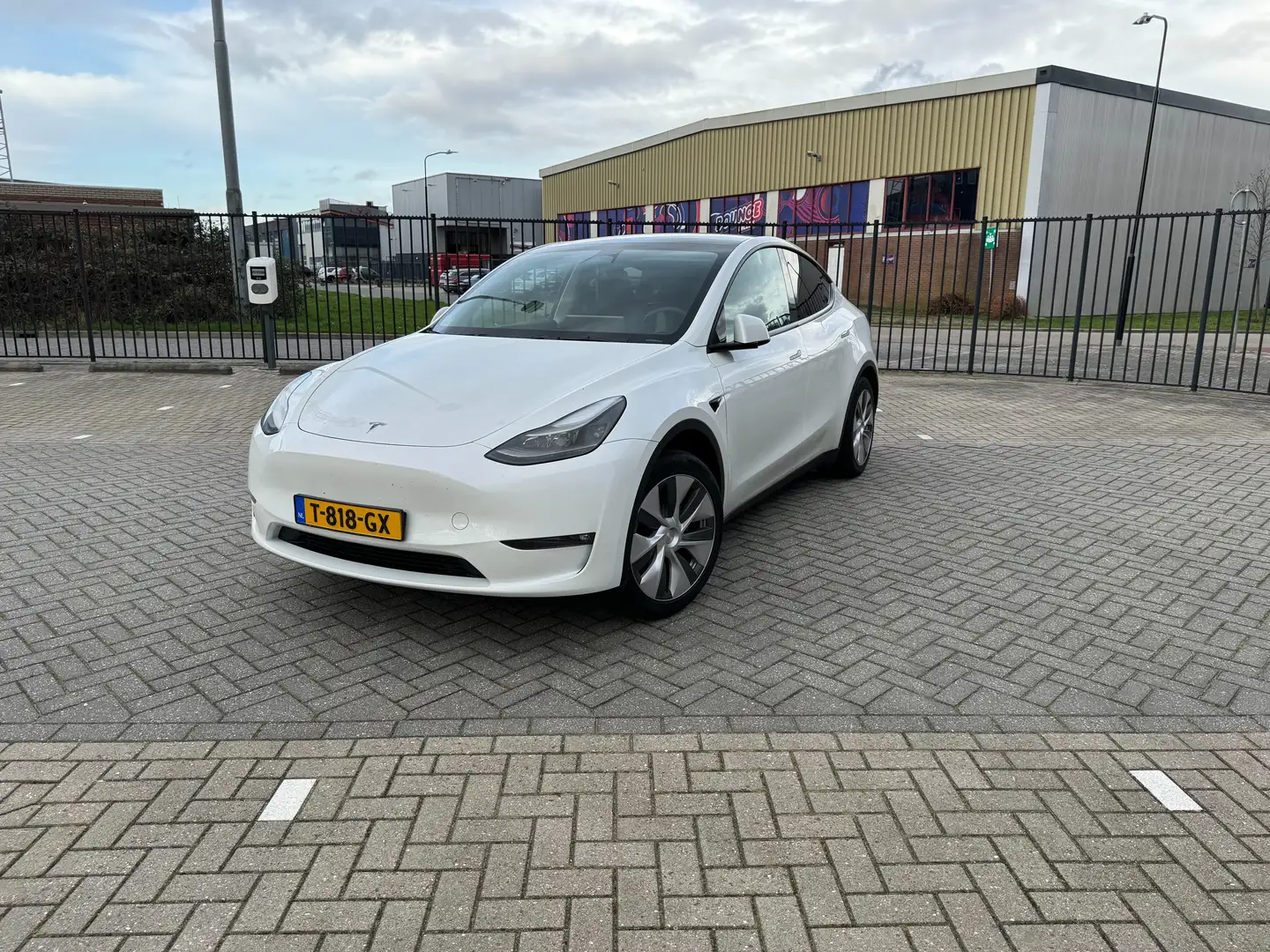 Tesla Model Y Long Range 75 kWh Wit - 1