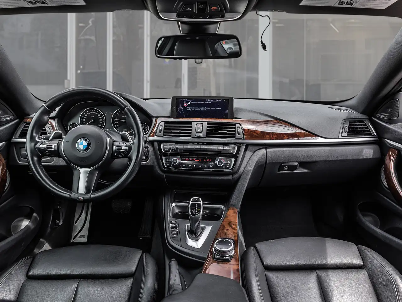BMW 4 Series снимка BMW 4 Series