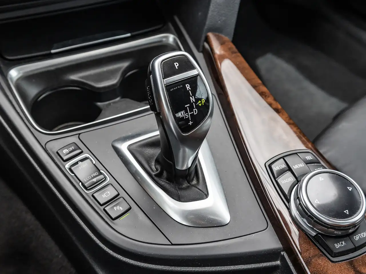 BMW 4 Series снимка BMW 4 Series