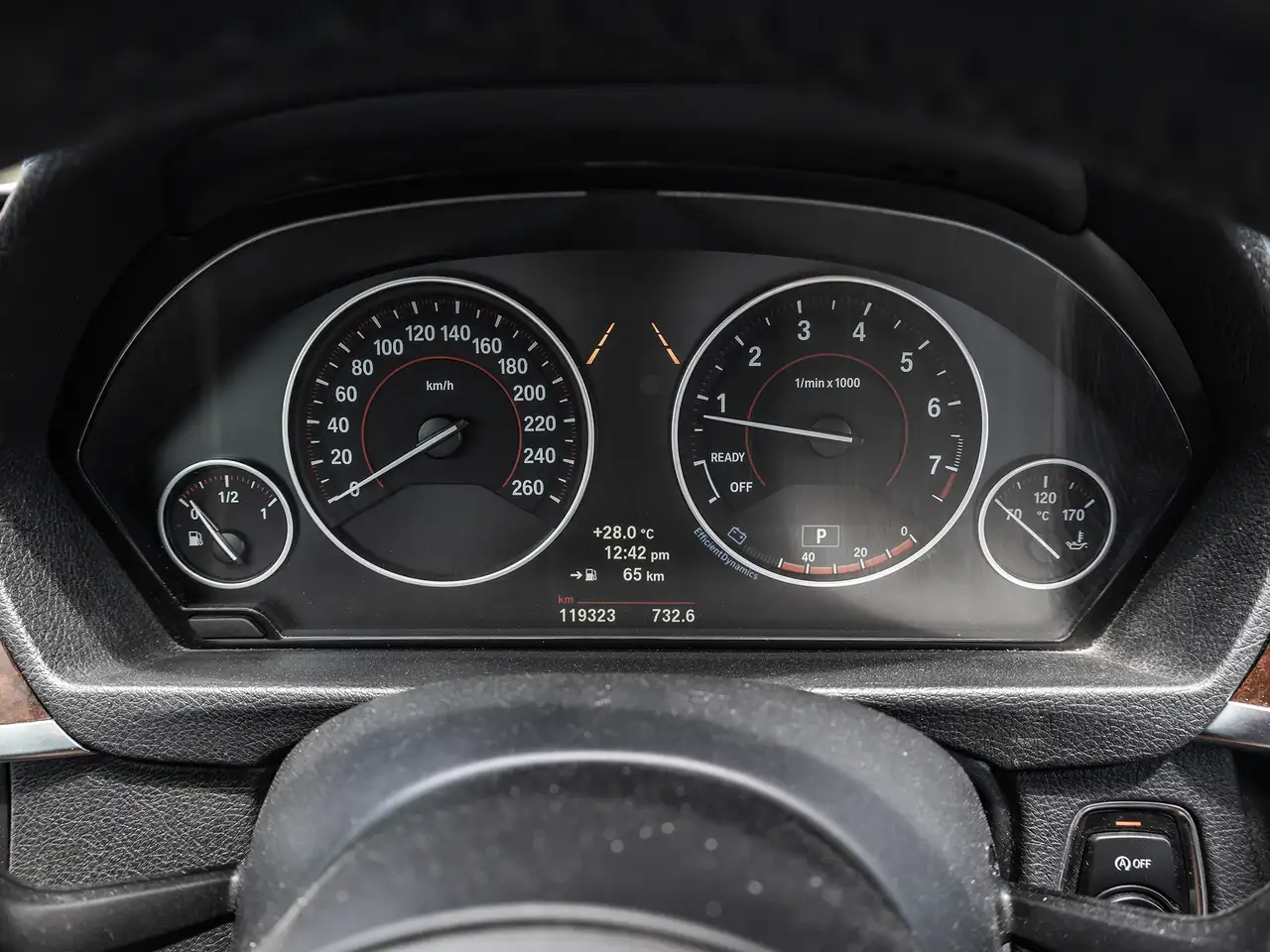 BMW 4 Series снимка BMW 4 Series