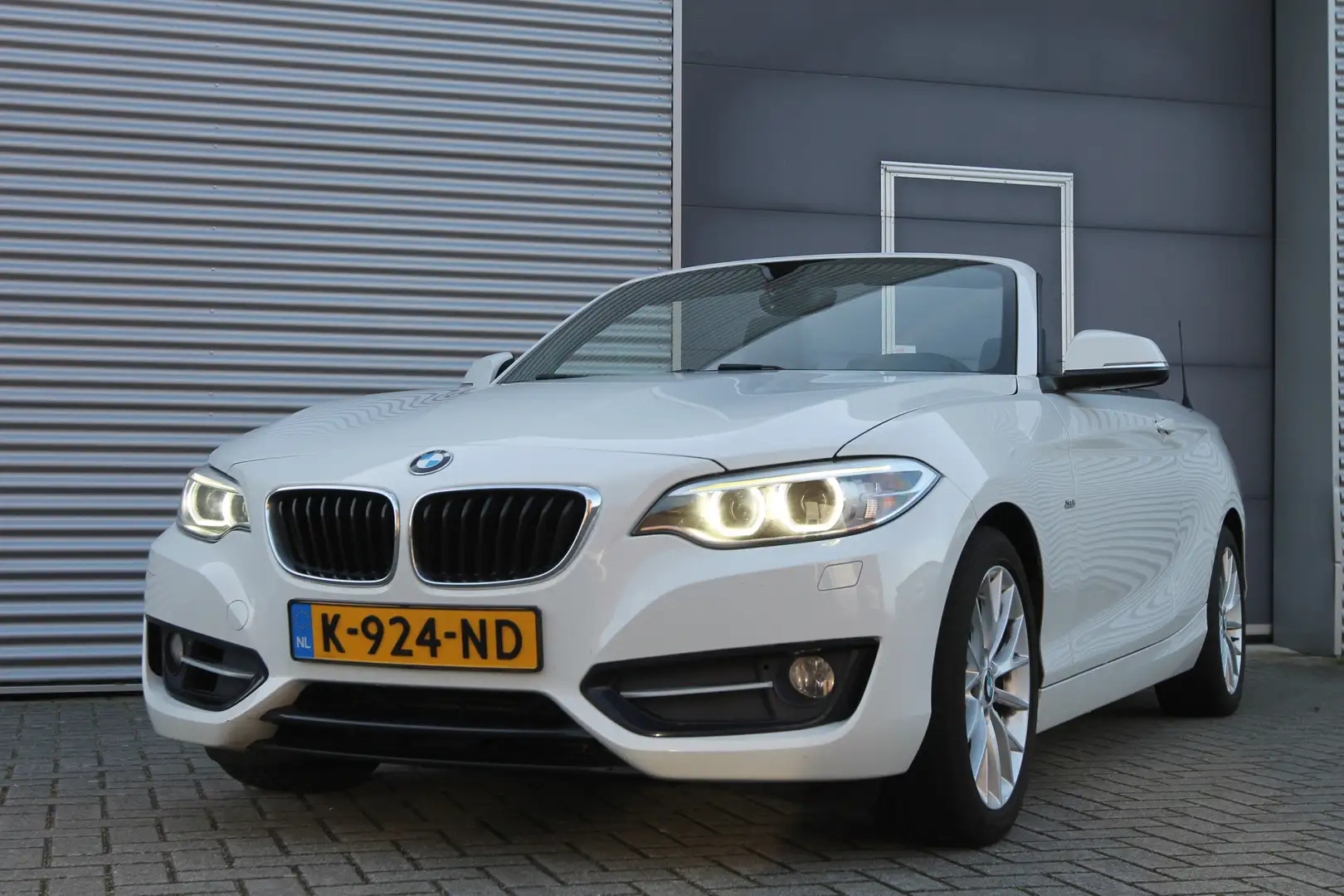 BMW 218 2-serie Cabrio 218i High Executive I AUT. I SPORT- White - 2