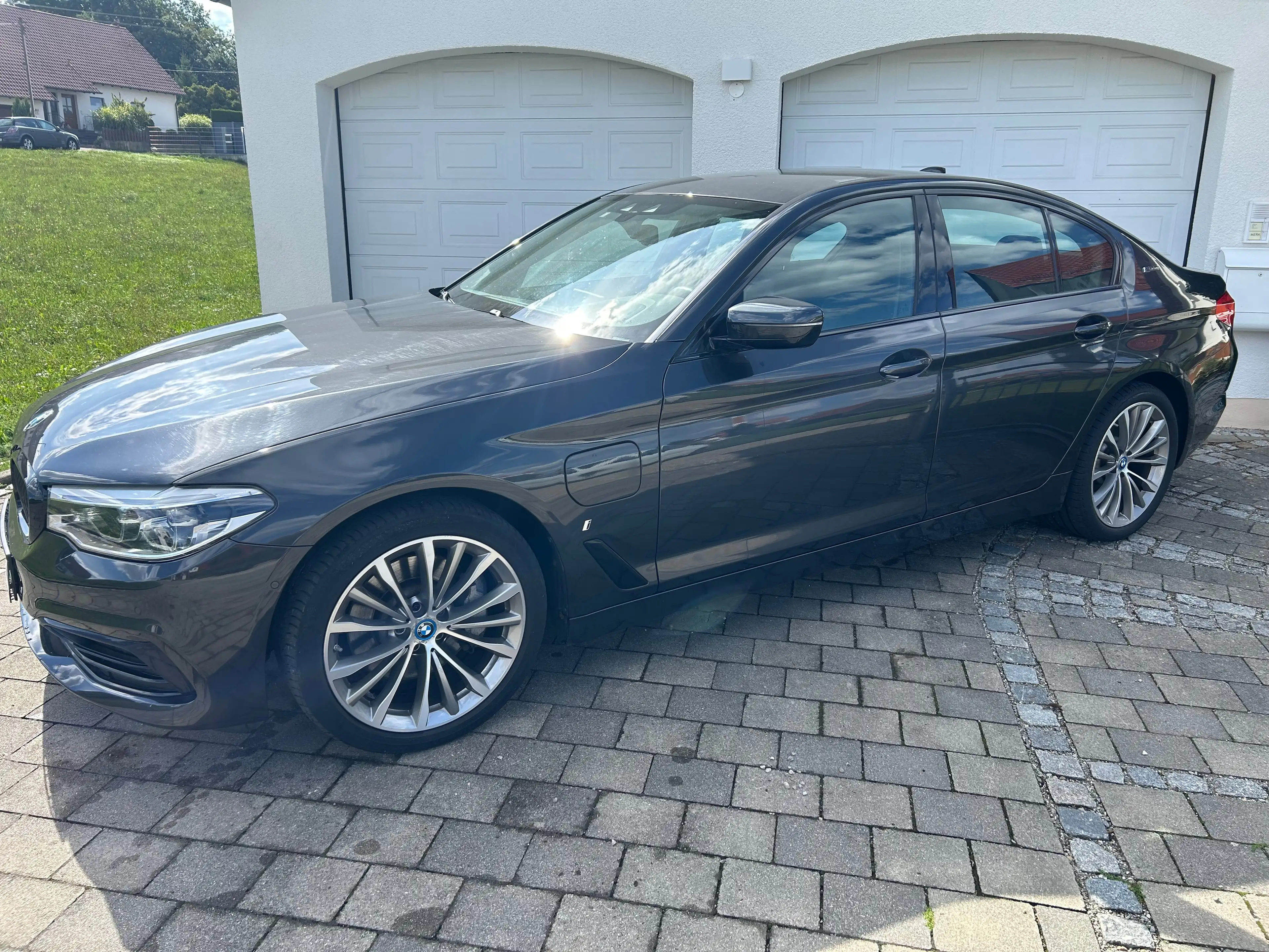 BMW 530 530e Sport HuD NaviProf AdLED KoZg HiFi LRH 19" — photo 2