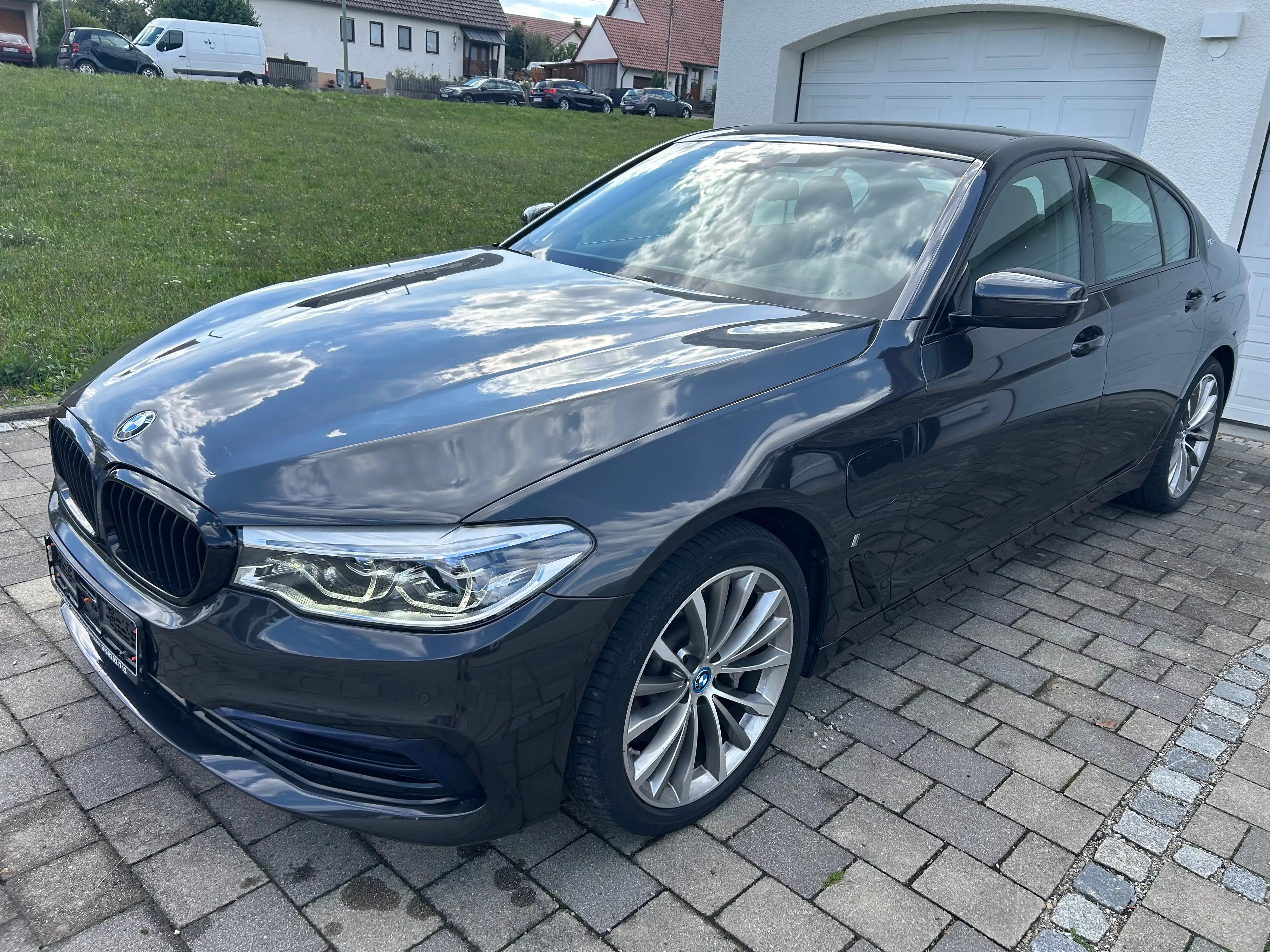 BMW 530 530e Sport HuD NaviProf AdLED KoZg HiFi LRH 19" — photo 6