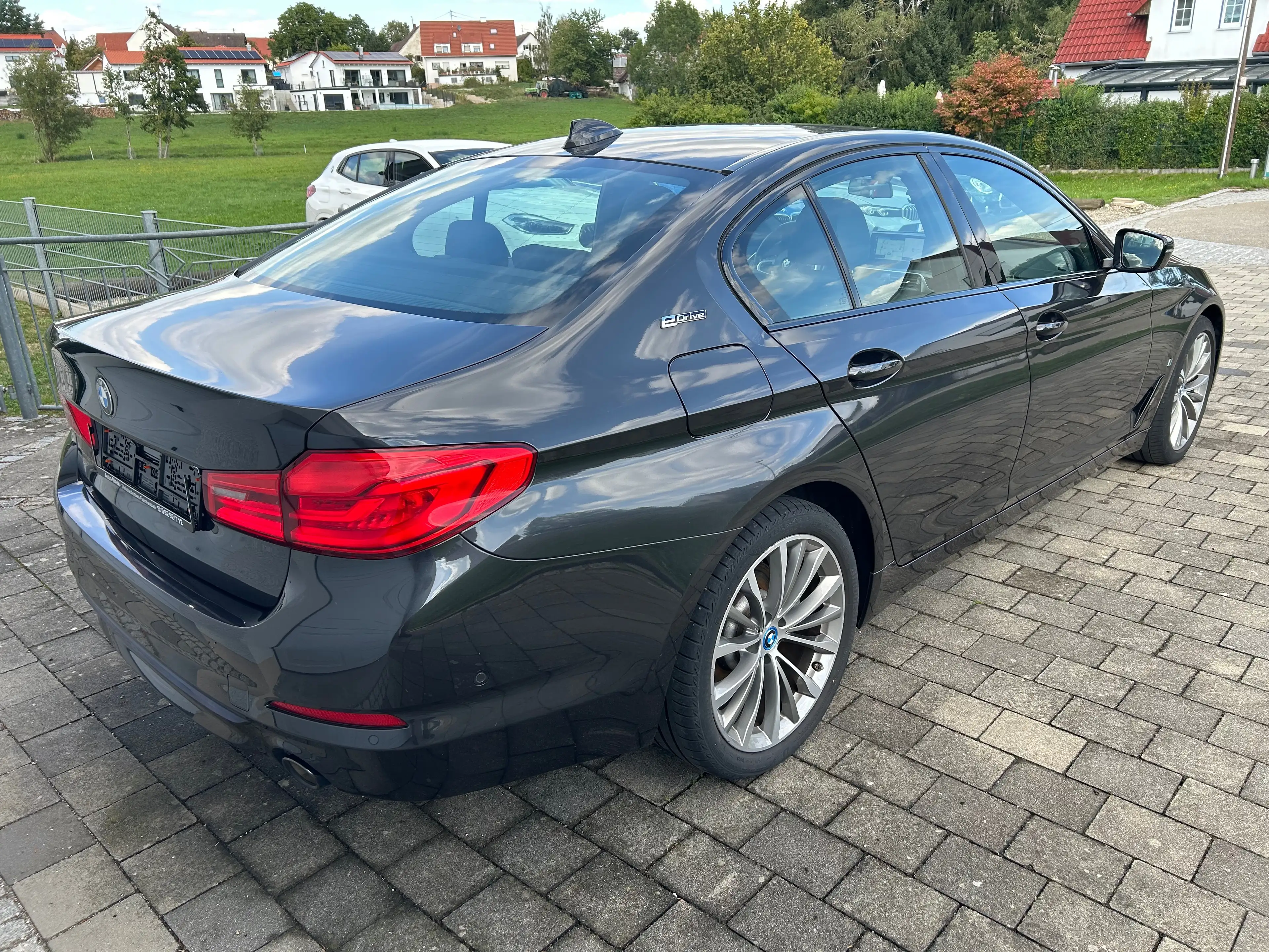 BMW 530 530e Sport HuD NaviProf AdLED KoZg HiFi LRH 19" — photo 7