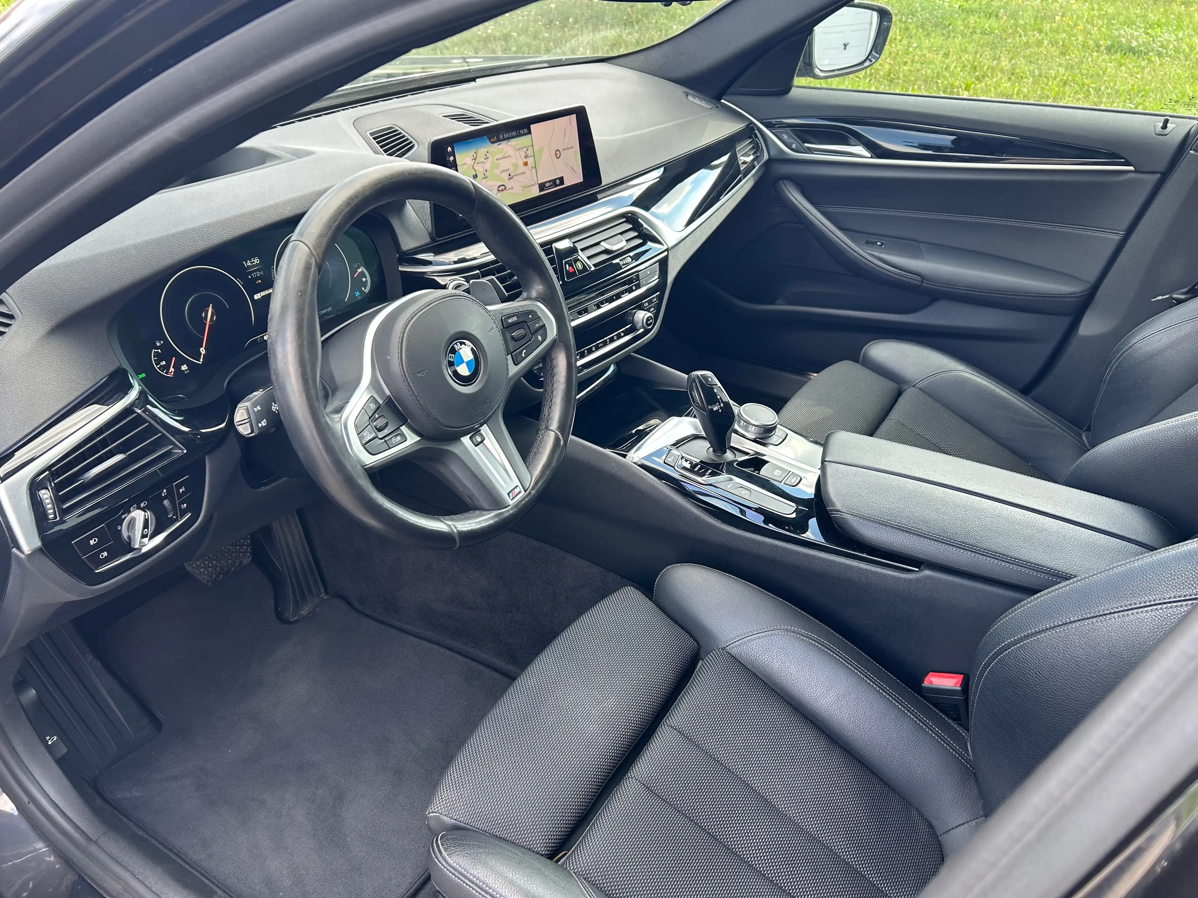BMW 530 530e Sport HuD NaviProf AdLED KoZg HiFi LRH 19" — photo 10