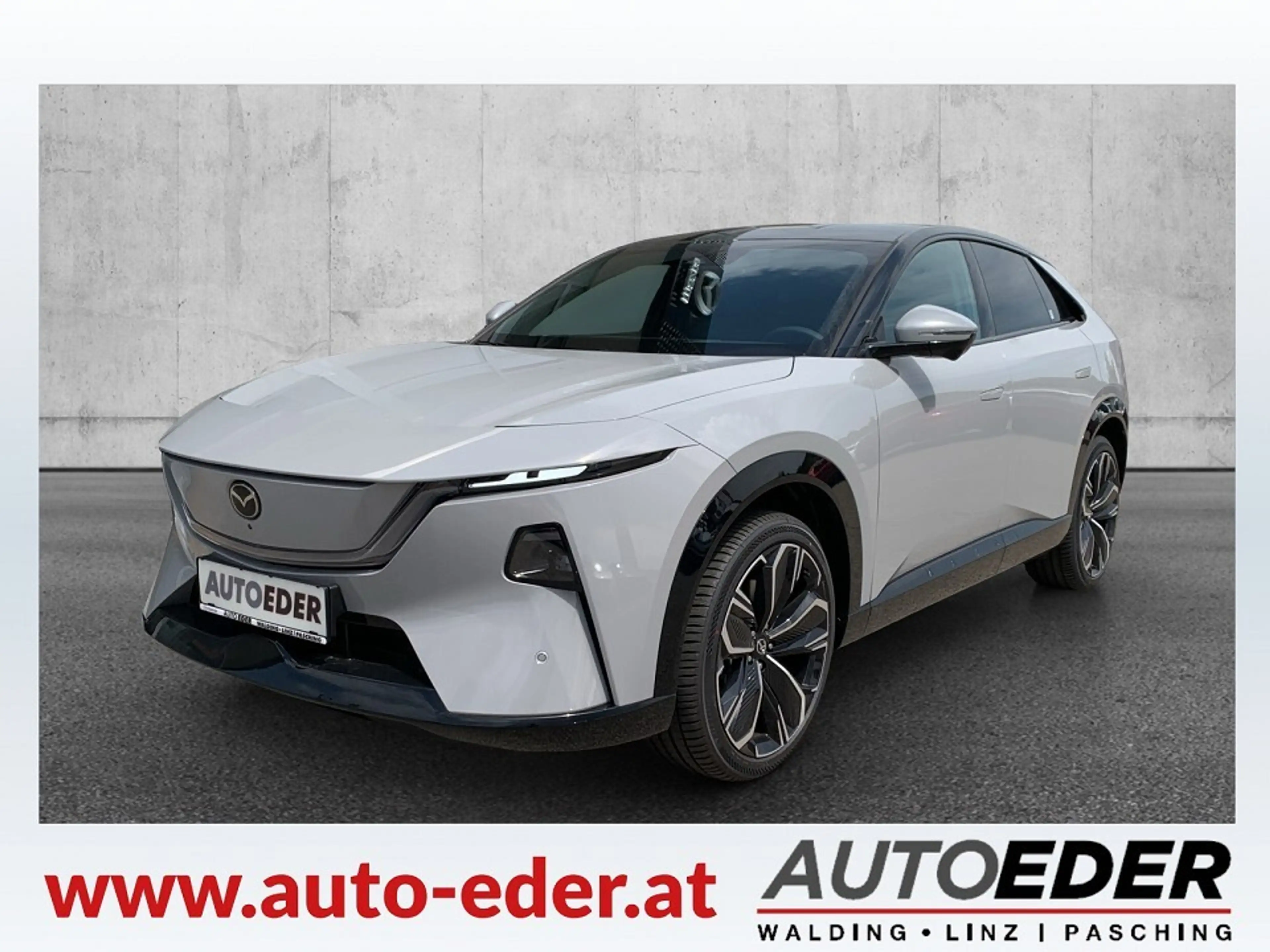 Mazda CX-6e Mazda CX-6e 78kWh Takumi — photo 3