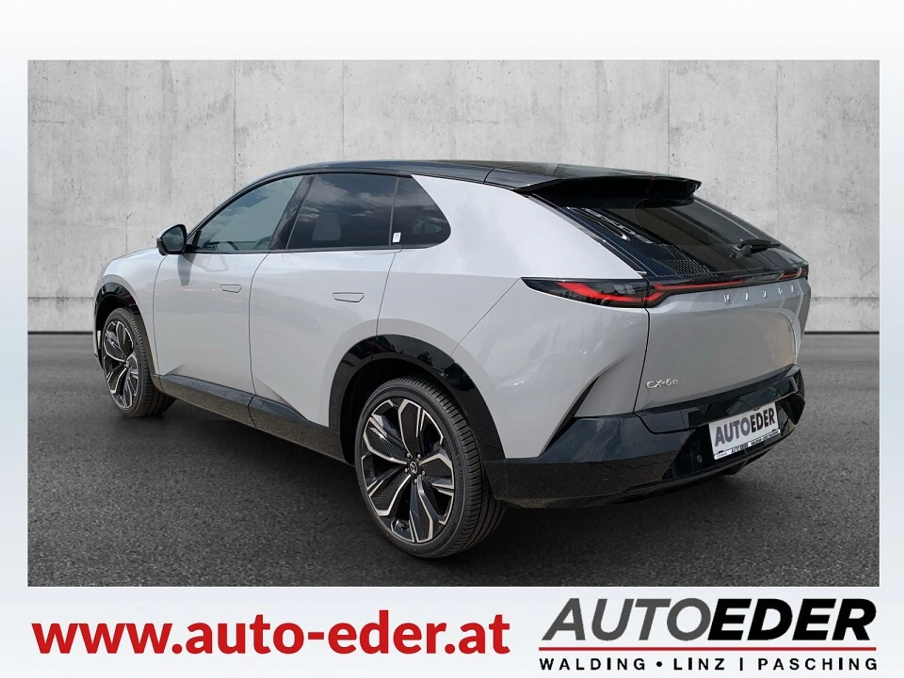 Mazda CX-6e Mazda CX-6e 78kWh Takumi — photo 4