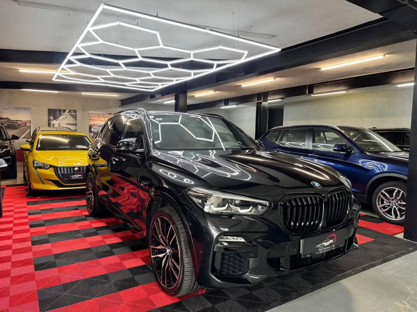 BMW X5 xDrive M Paket Schwarz - 1
