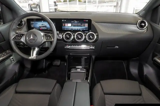 Mercedes-Benz B Class view 10