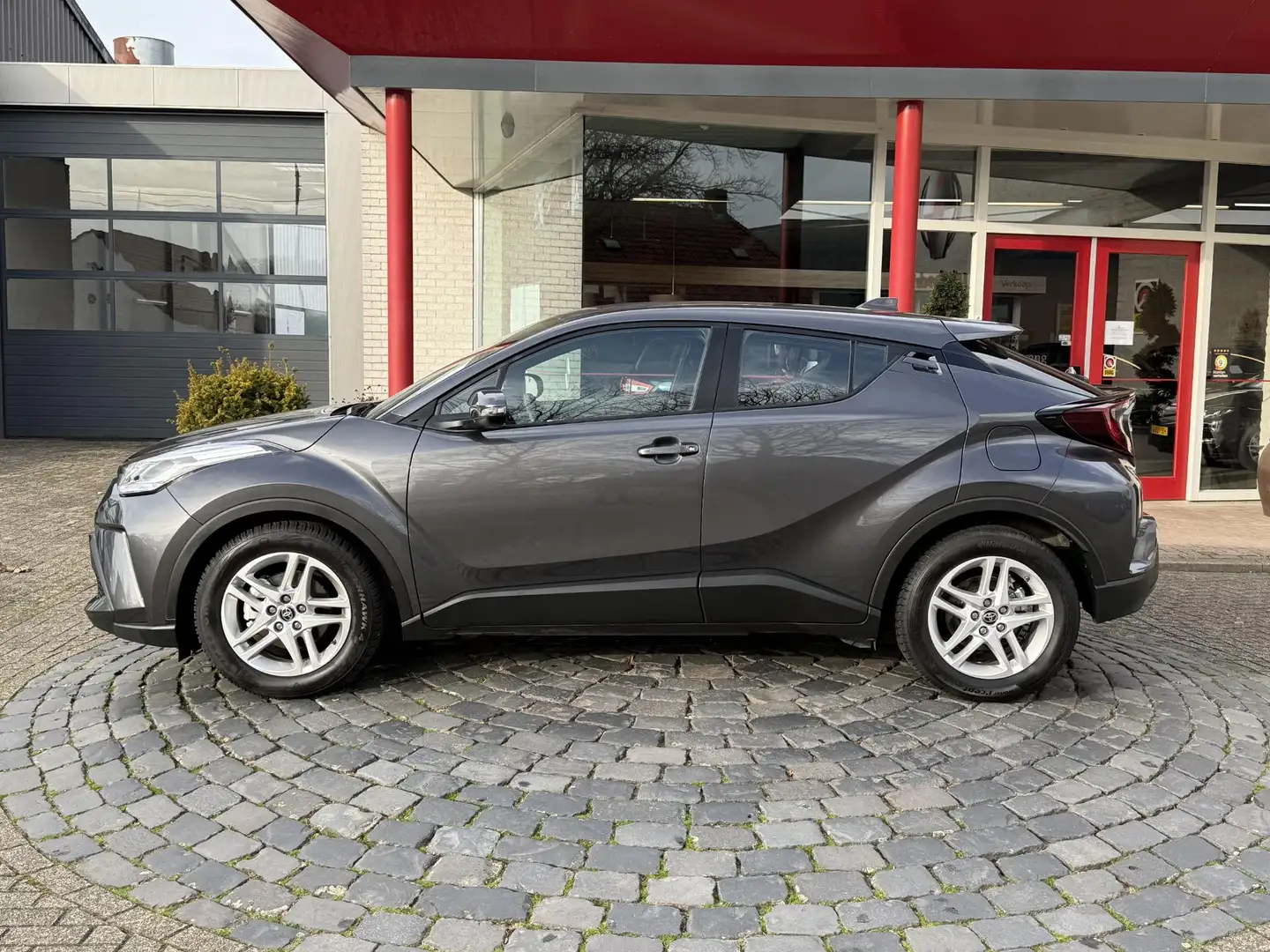 Toyota C-HR 1.8 Hybrid Dynamic | 17" LMV | Carplay | Adap.Crui Grau - 2