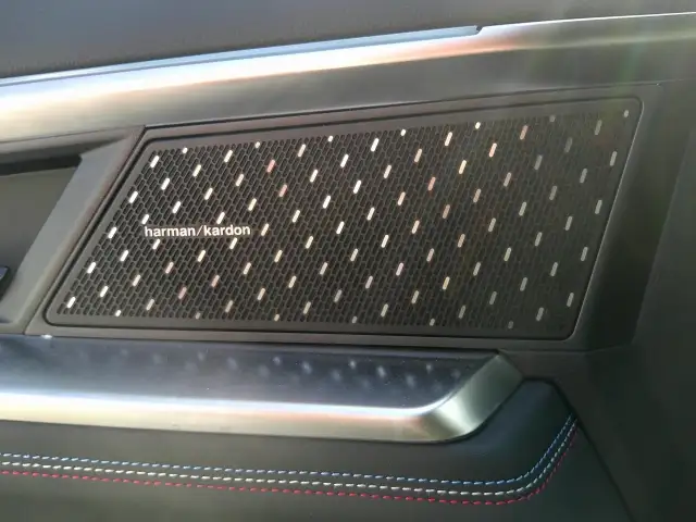 Renault Rafale Atelier Alpine E-Tech Plug-in Hybrid 300 4x4 Ansicht 24