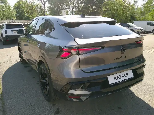 Renault Rafale Atelier Alpine E-Tech Plug-in Hybrid 300 4x4 Ansicht 9