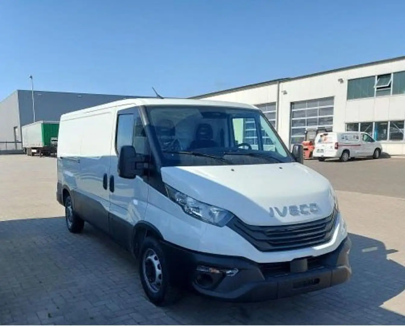 Iveco Daily Daily 35S14V H1-Flachdach / AHK 3.500 KG Weiß - 1