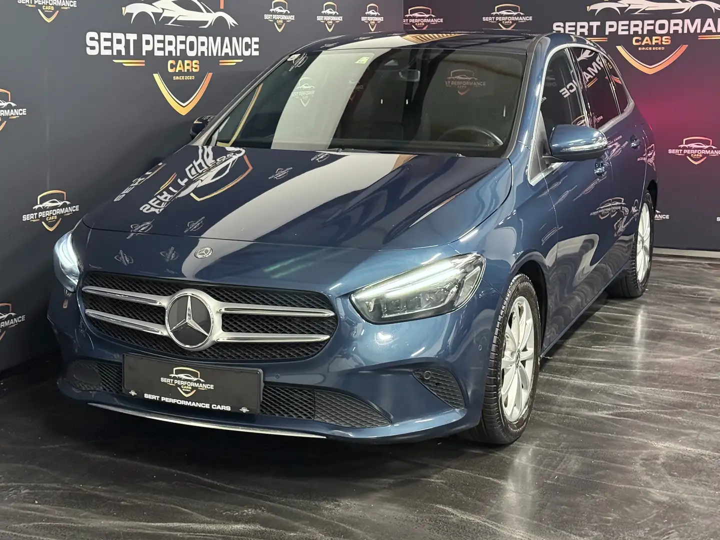 Mercedes-Benz B 200 B 200 d Blau - 2