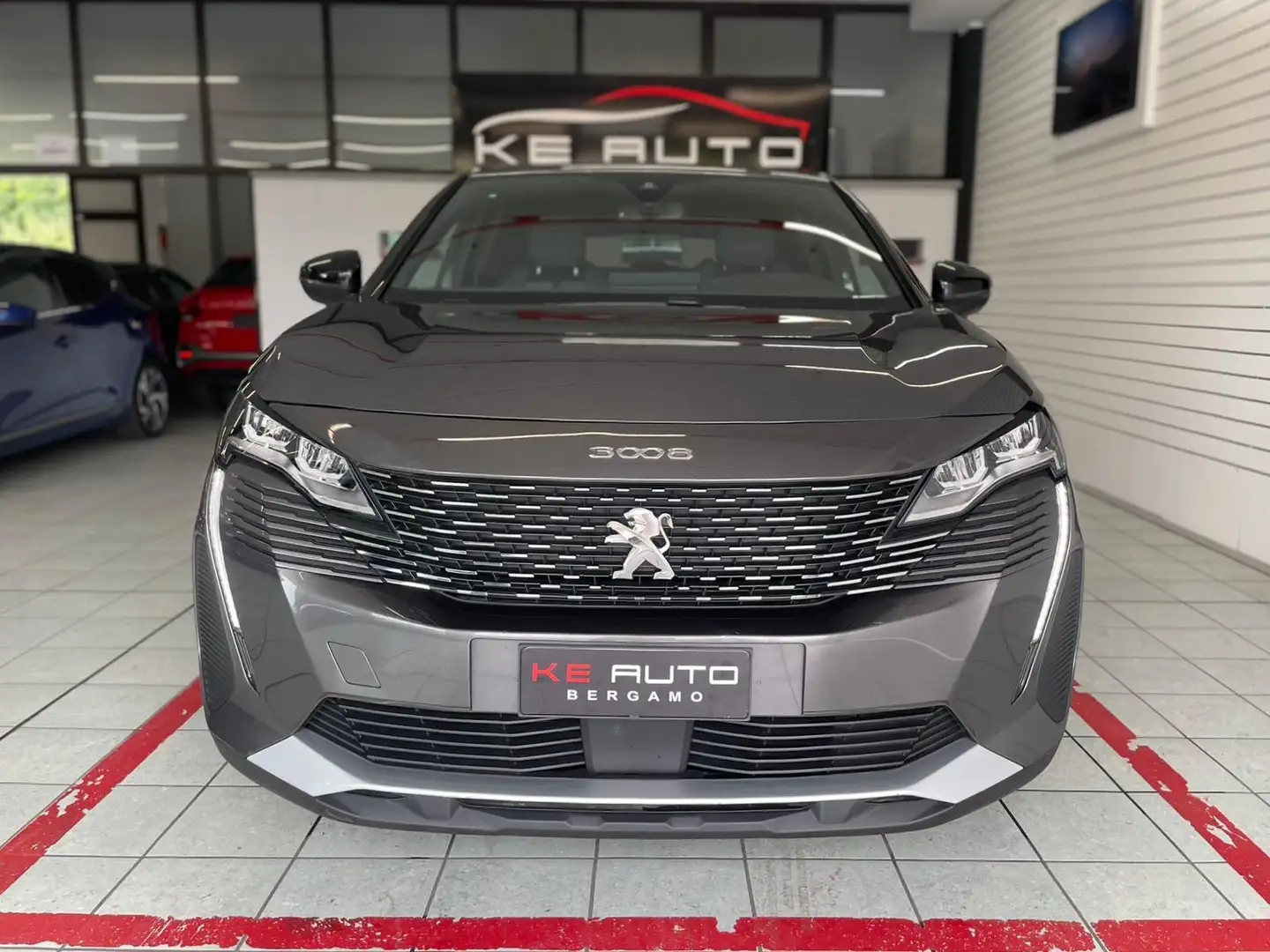 Peugeot 3008 1.5 bluehdi Allure Pack  130cv Eat8 Grigio - 2