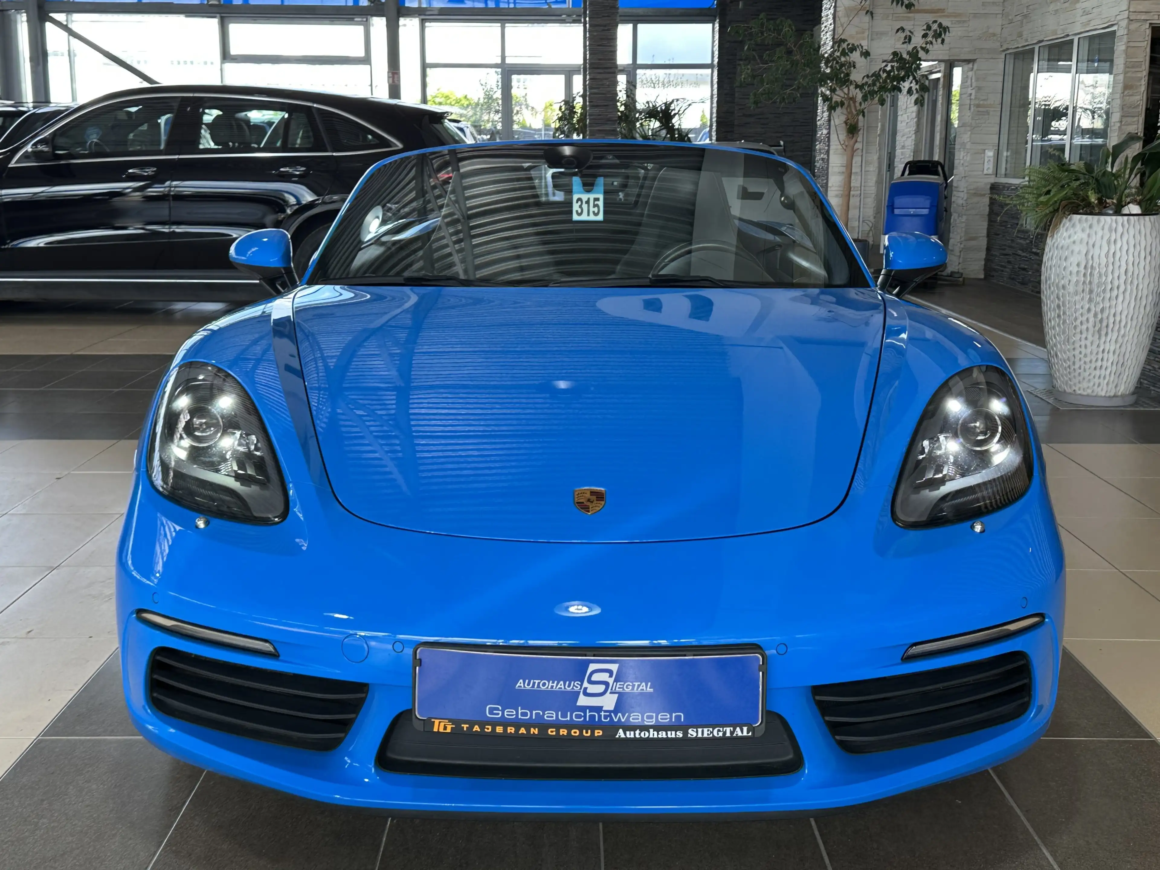 Porsche Boxster 718 Leder BOSE R.Cam Navi Sitzbelüftung — photo 2