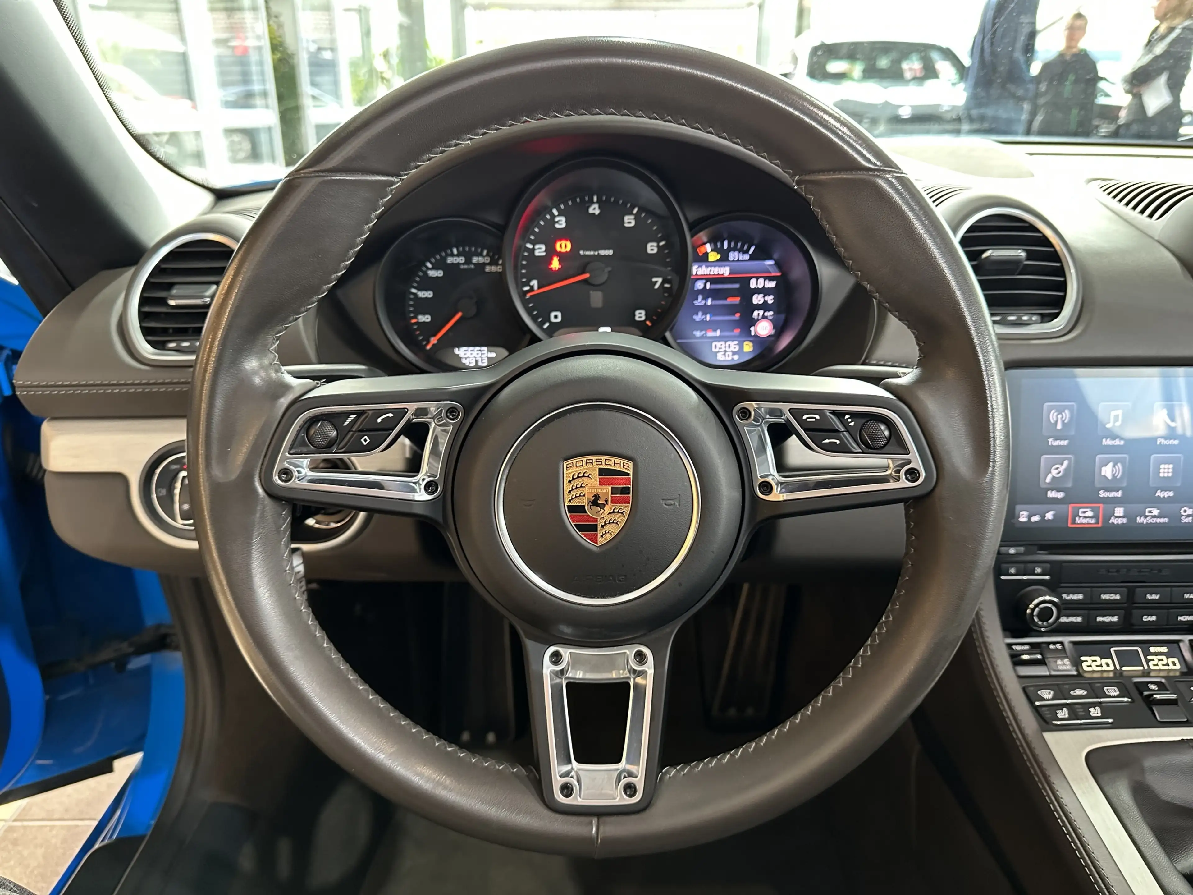 Porsche Boxster 718 Leder BOSE R.Cam Navi Sitzbelüftung — photo 14