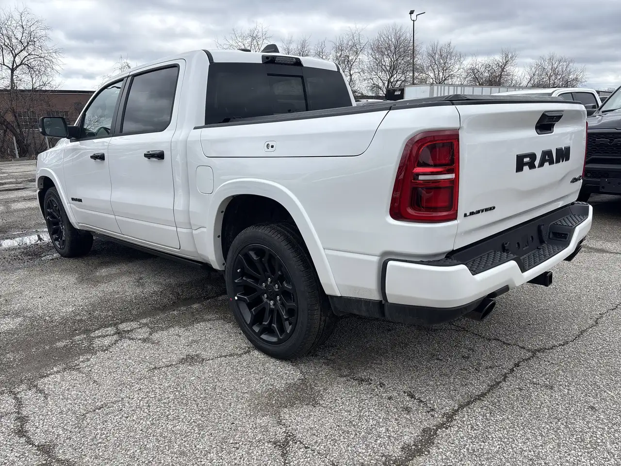 RAM 1500 снимка RAM 1500