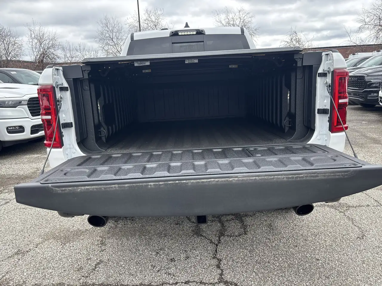 RAM 1500 снимка RAM 1500