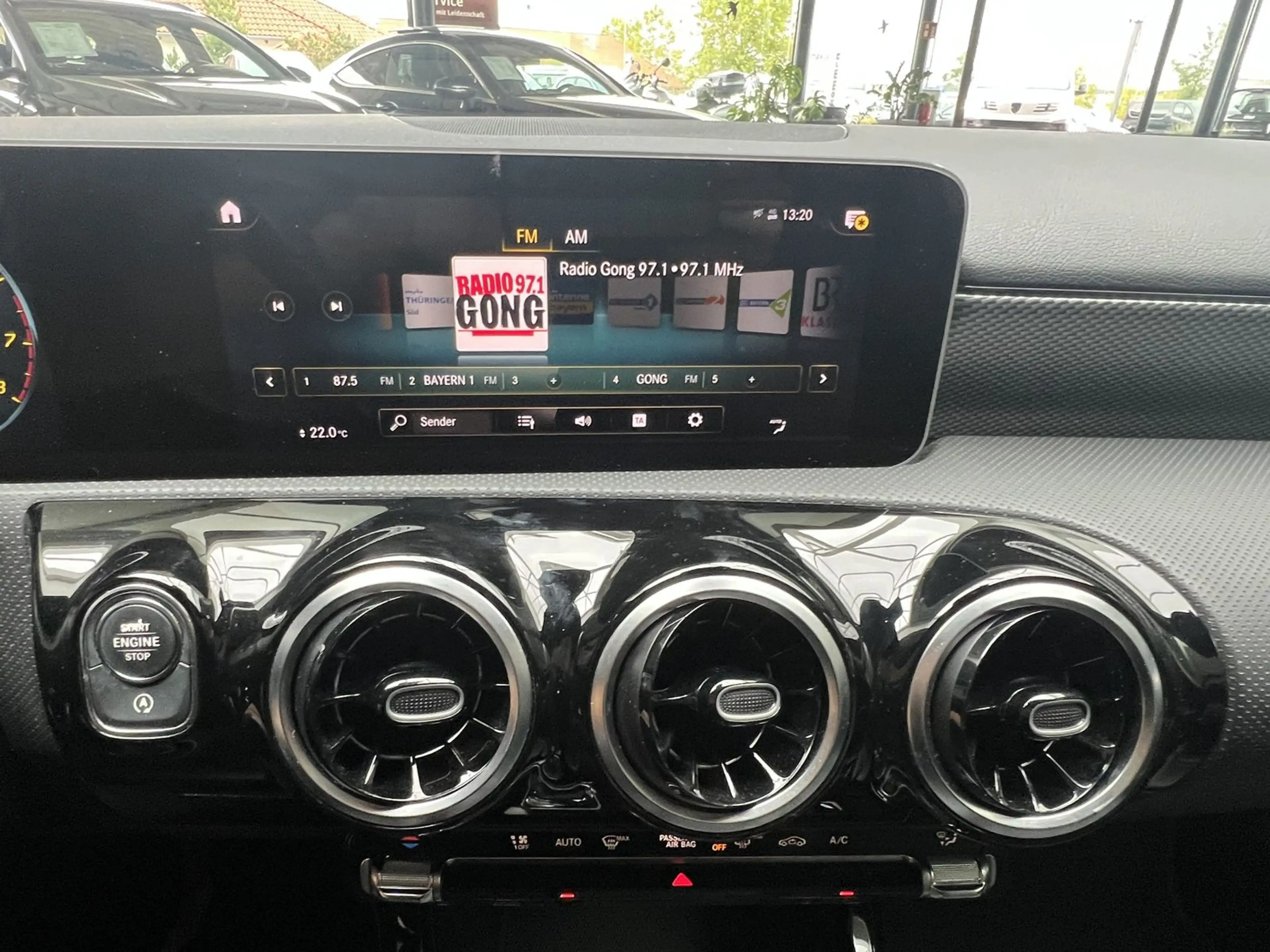 Mercedes-Benz A 200 A A 200 Progressive Navi Premium LED Sportsitze — photo 15