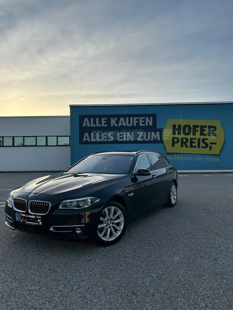 BMW 530 530d Touring Aut. Luxury Line - 2