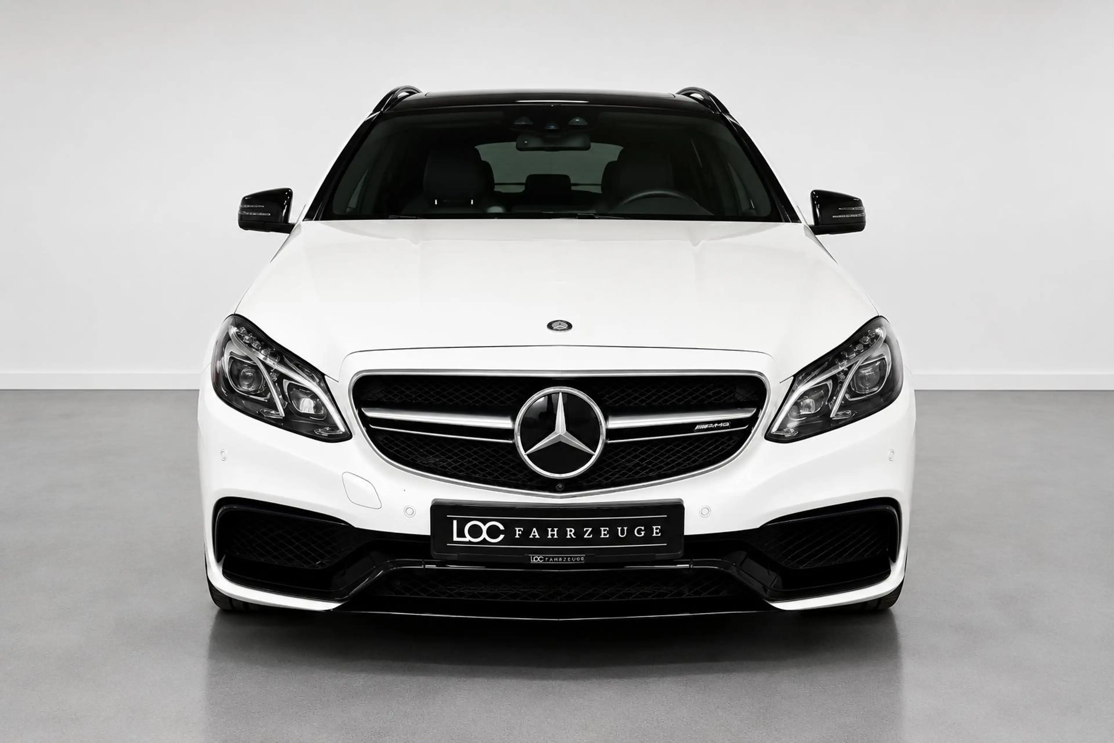 Mercedes-Benz E 63 AMG E 63 AMG T 4Matic AMG *Night+Driver+Pano* — photo 2