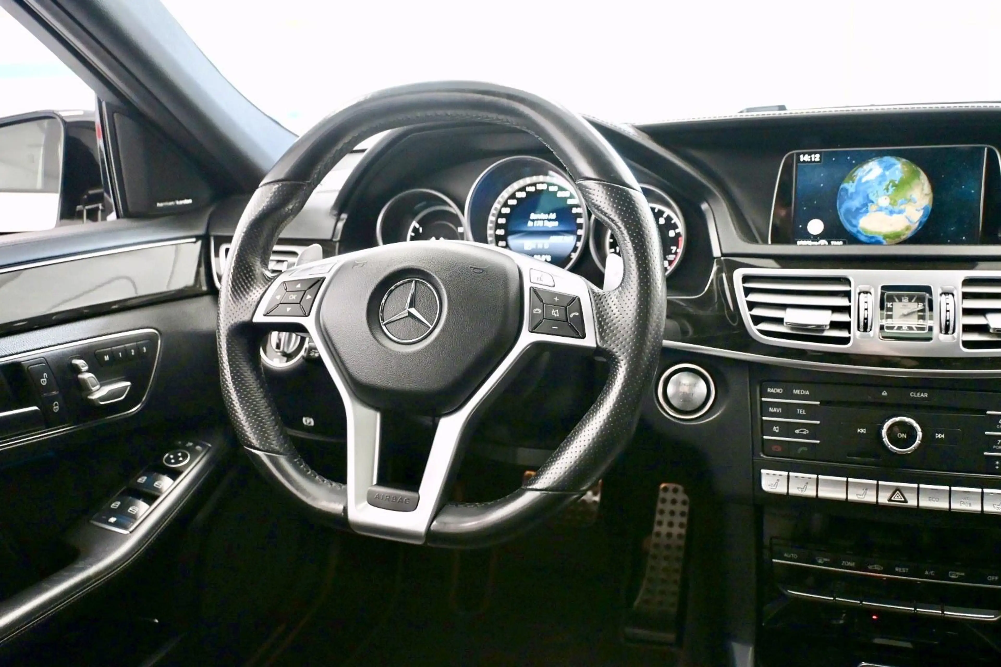 Mercedes-Benz E 63 AMG E 63 AMG T 4Matic AMG *Night+Driver+Pano* — photo 10