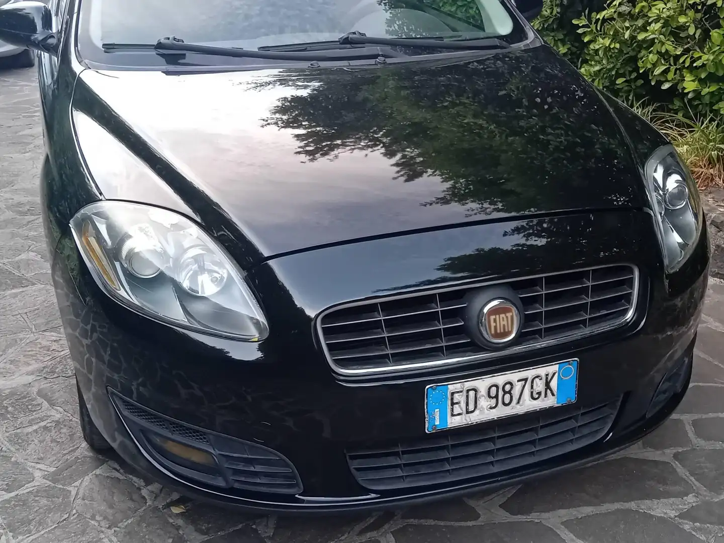 Fiat Croma 1.9 mjt 8v Dynamic Schwarz - 1