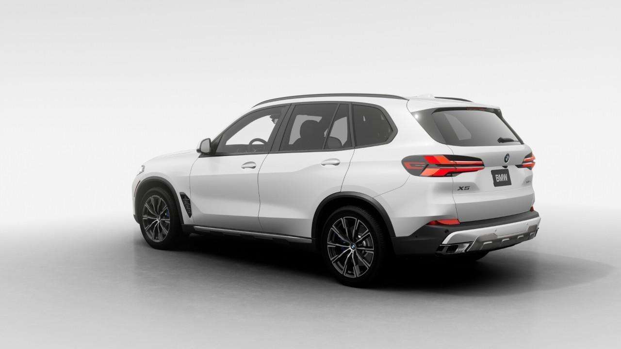 2026 BMW X5 xDrive40i — photo 1