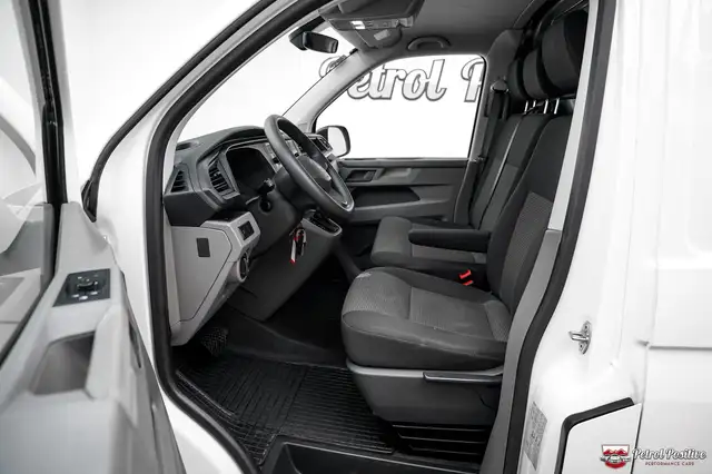 Volkswagen Transporter view 23