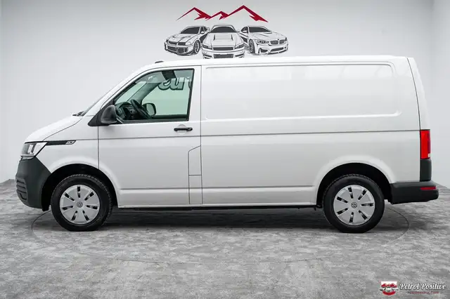 Volkswagen Transporter view 21