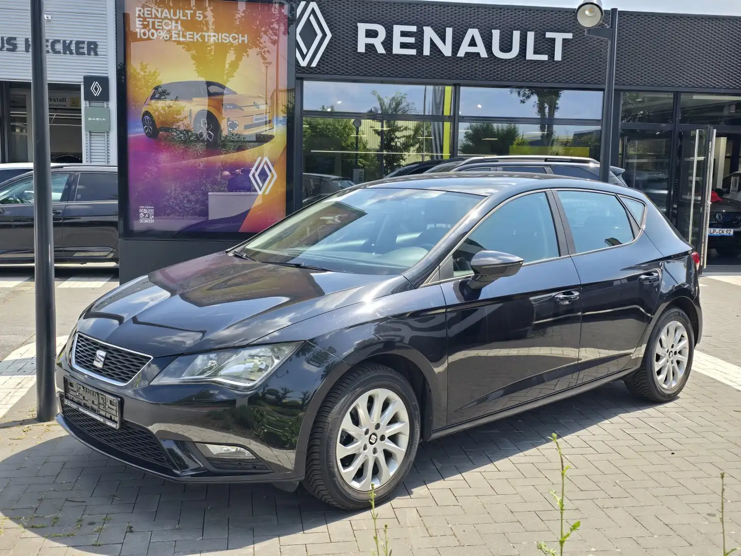 SEAT Leon 1.2l TSI Style S&S *Navi*Szhzg.* Schwarz - 1