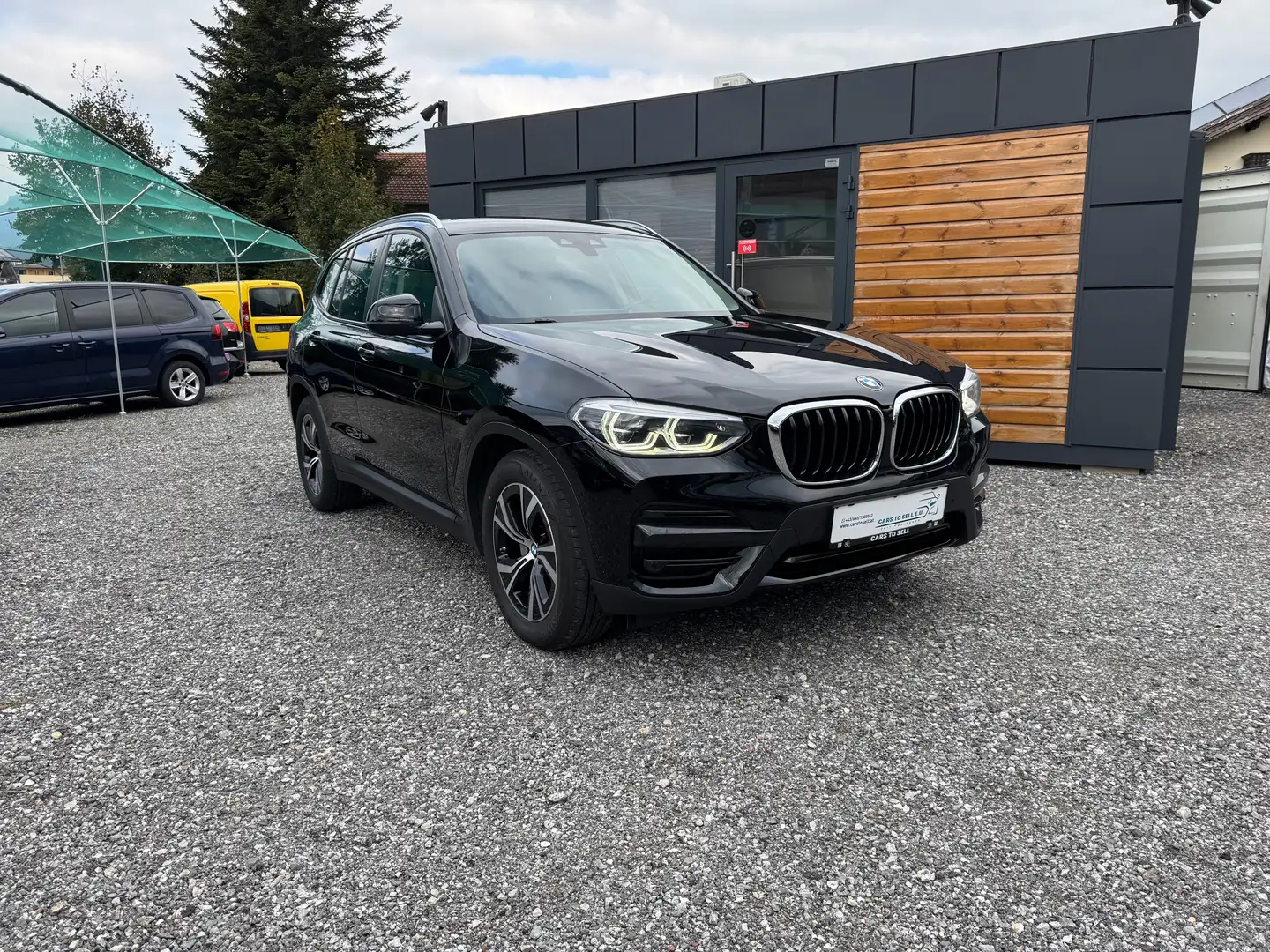 BMW X3 sDrive 18d Advantage Aut. LED/HEAD-UP/RHK Schwarz - 1