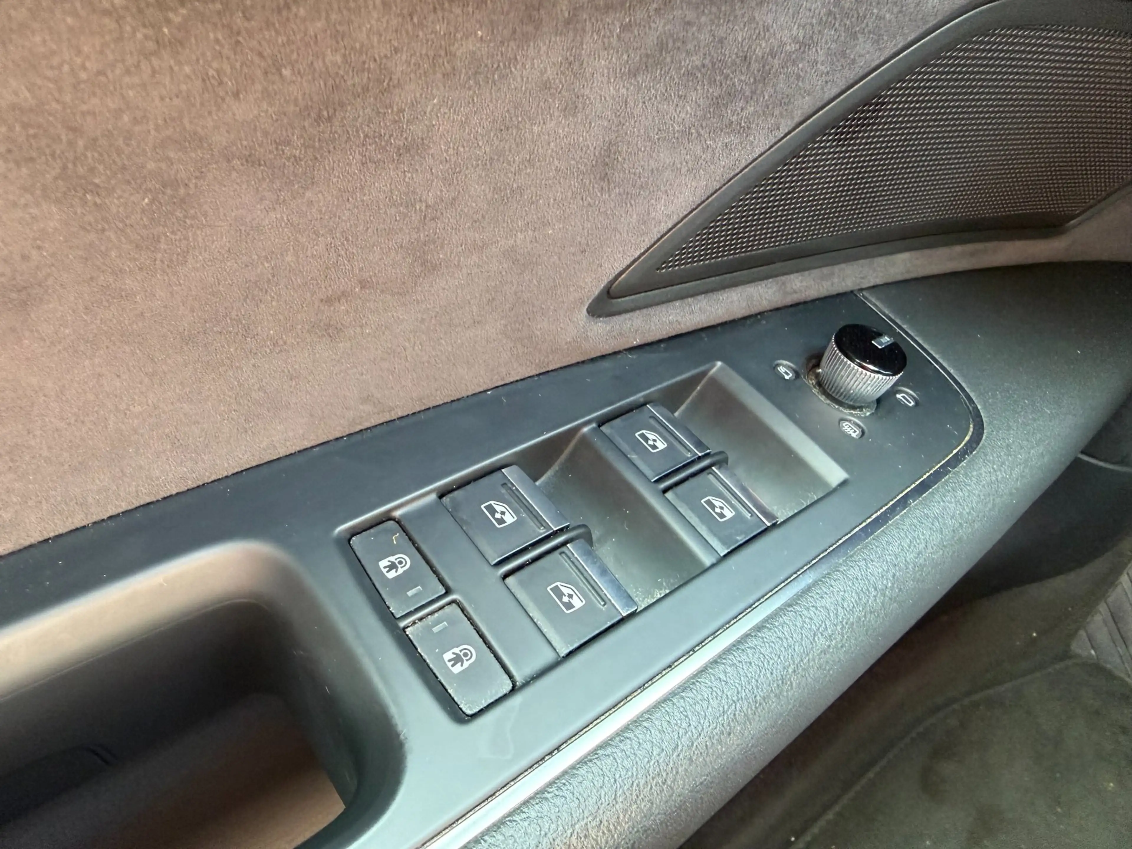 Audi A8 55 TFSI quattro Pro Line Plus — photo 16