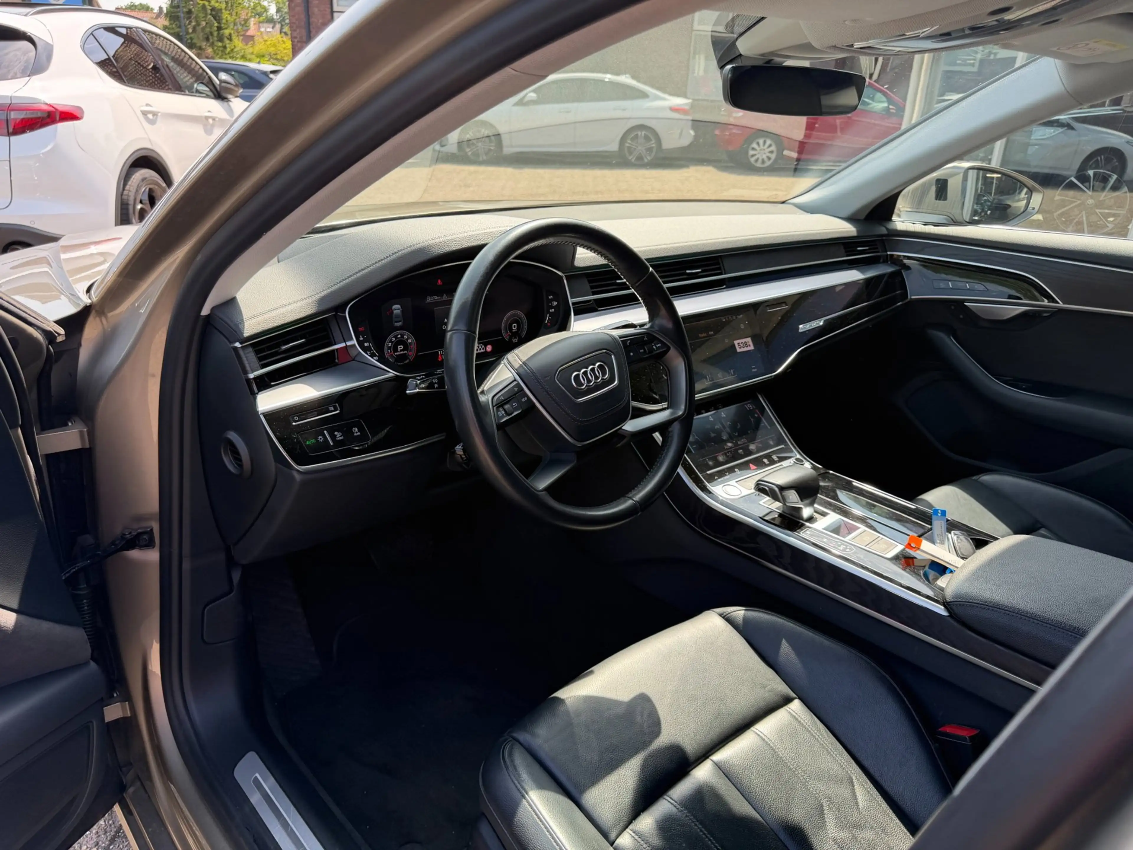 Audi A8 55 TFSI quattro Pro Line Plus — photo 5