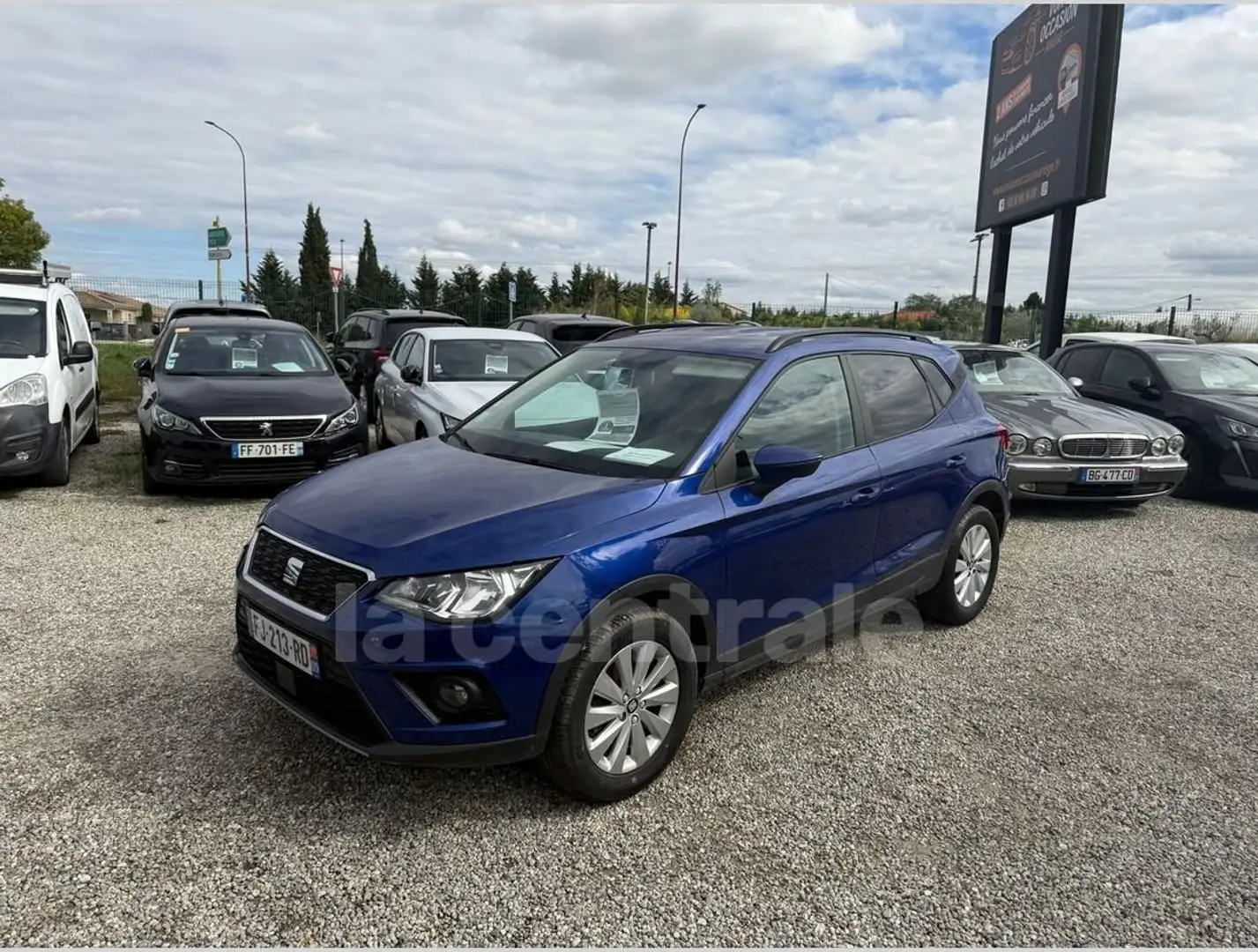 SEAT Arona Arona TSI 95ch Urban Sport Line Bleu - 1
