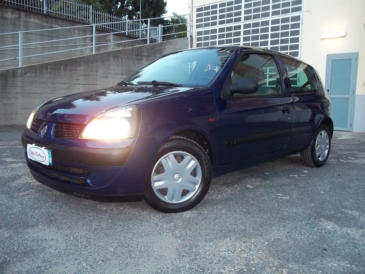 Renault Clio Authentique 1.2 8v 3p 126.300km ok neopatentati Blu/Azzurro - 1