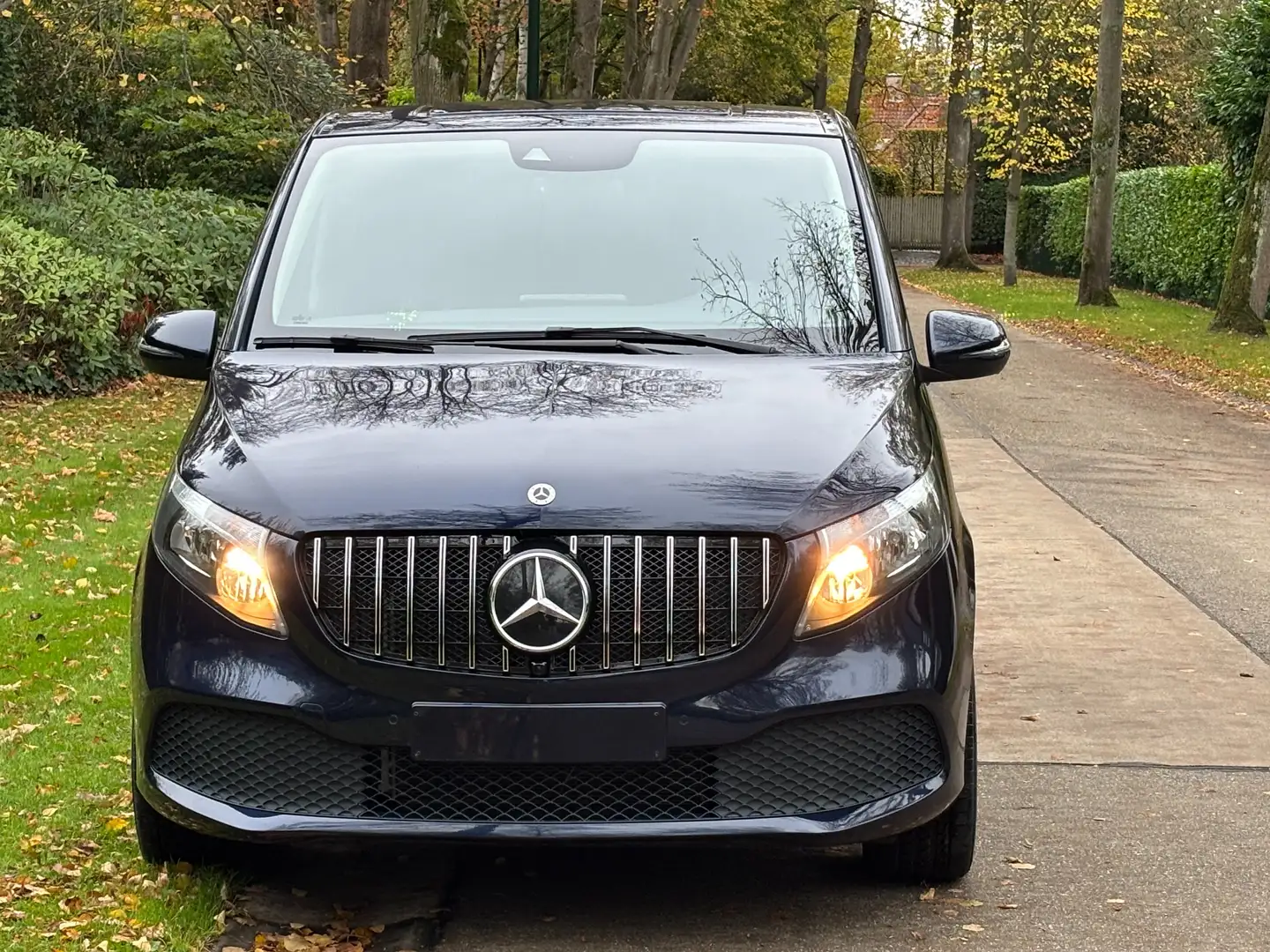 Mercedes-Benz V 220 V 220 d kompakt 9G-TRONIC / RISE / TOP DEAL ! Azul - 2