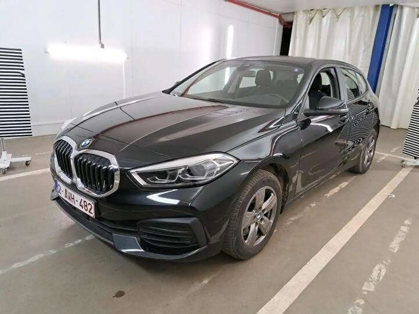 BMW 116 d Hatch New *LED-NAVI PRO-CRUISE-PARKING-EURO6d* Black - 2