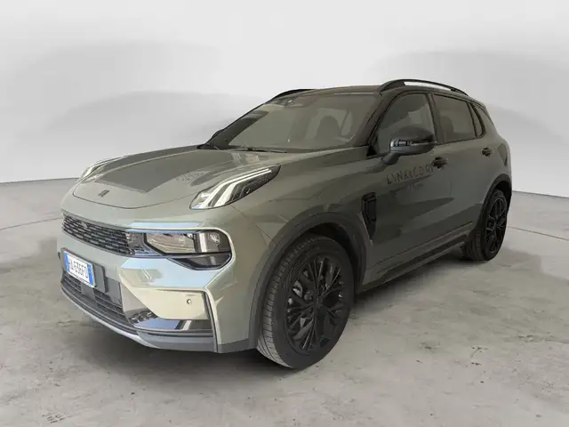 Lynk & Co 01