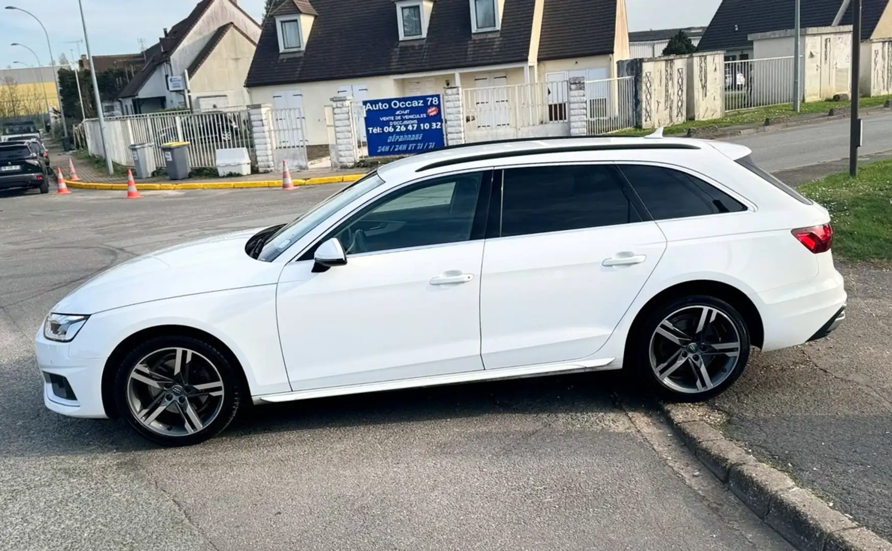 Audi A4 40 TFSI 2.0 190CV BVA7 Business Line CUIR 13325HT  Wit - 2