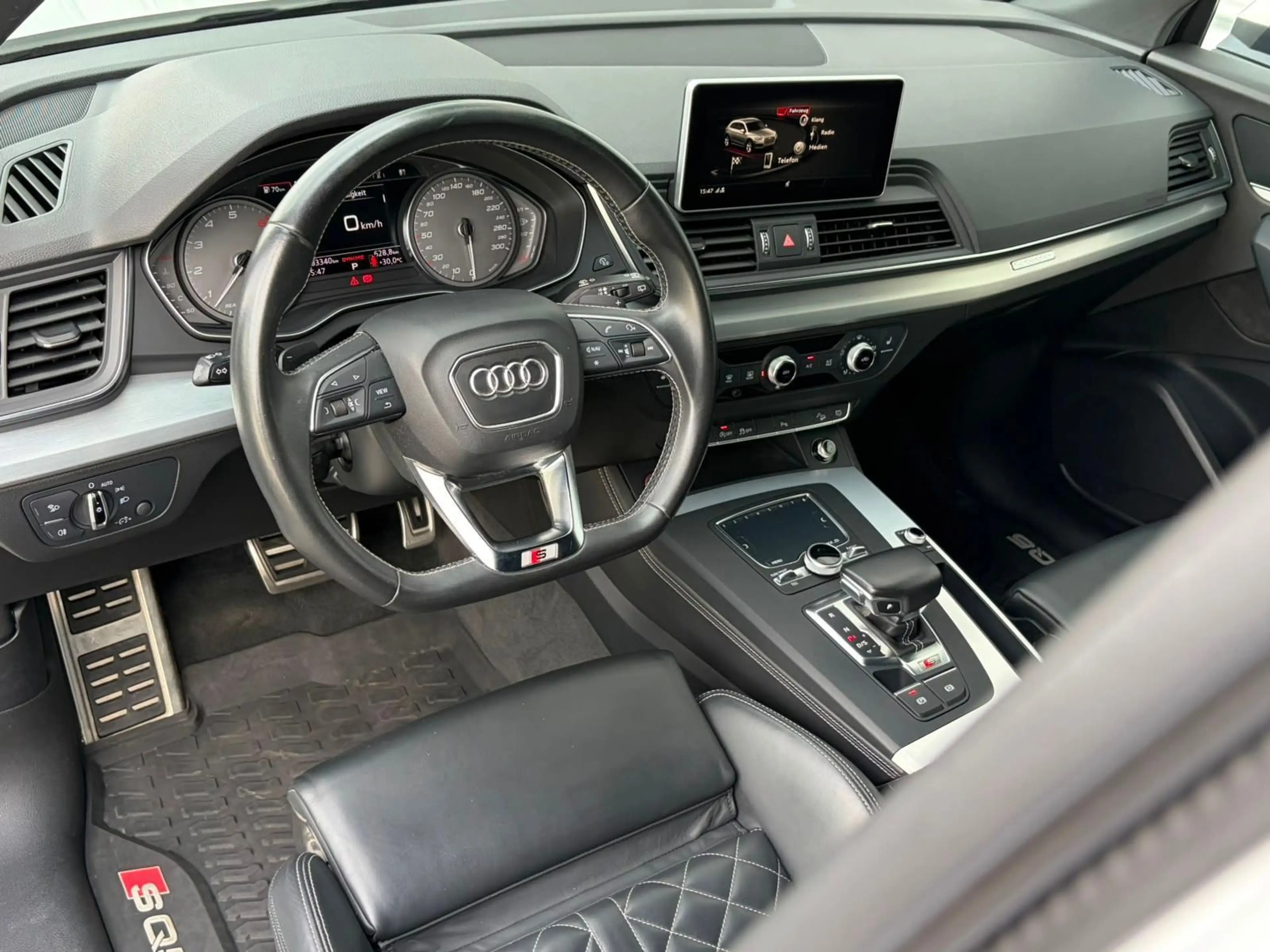 Audi SQ5 3.0 TFSI QUATTRO+AHK+LUFTFAHRWERK+MATRIX+ — photo 12