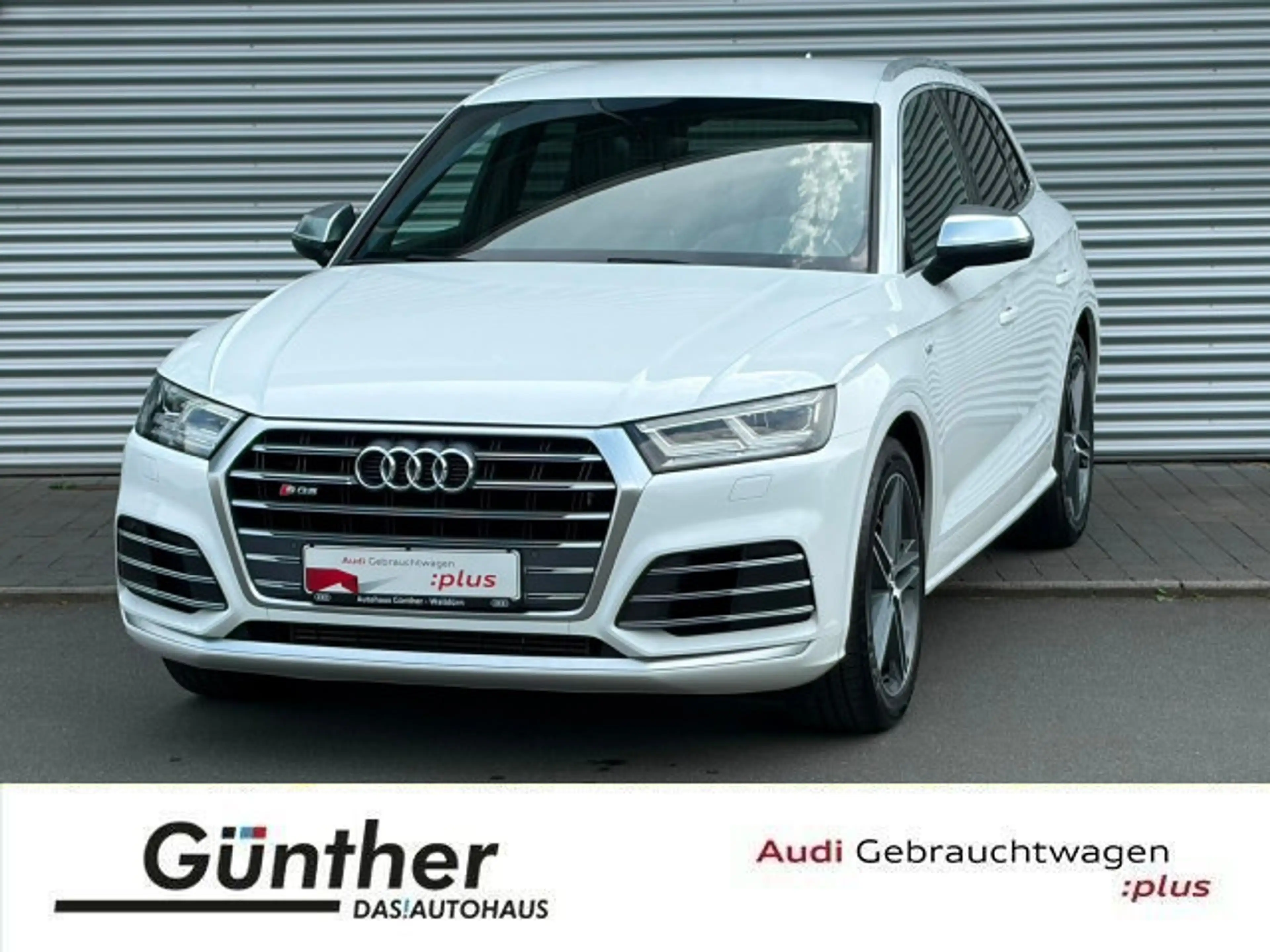 Audi SQ5 3.0 TFSI QUATTRO+AHK+LUFTFAHRWERK+MATRIX+