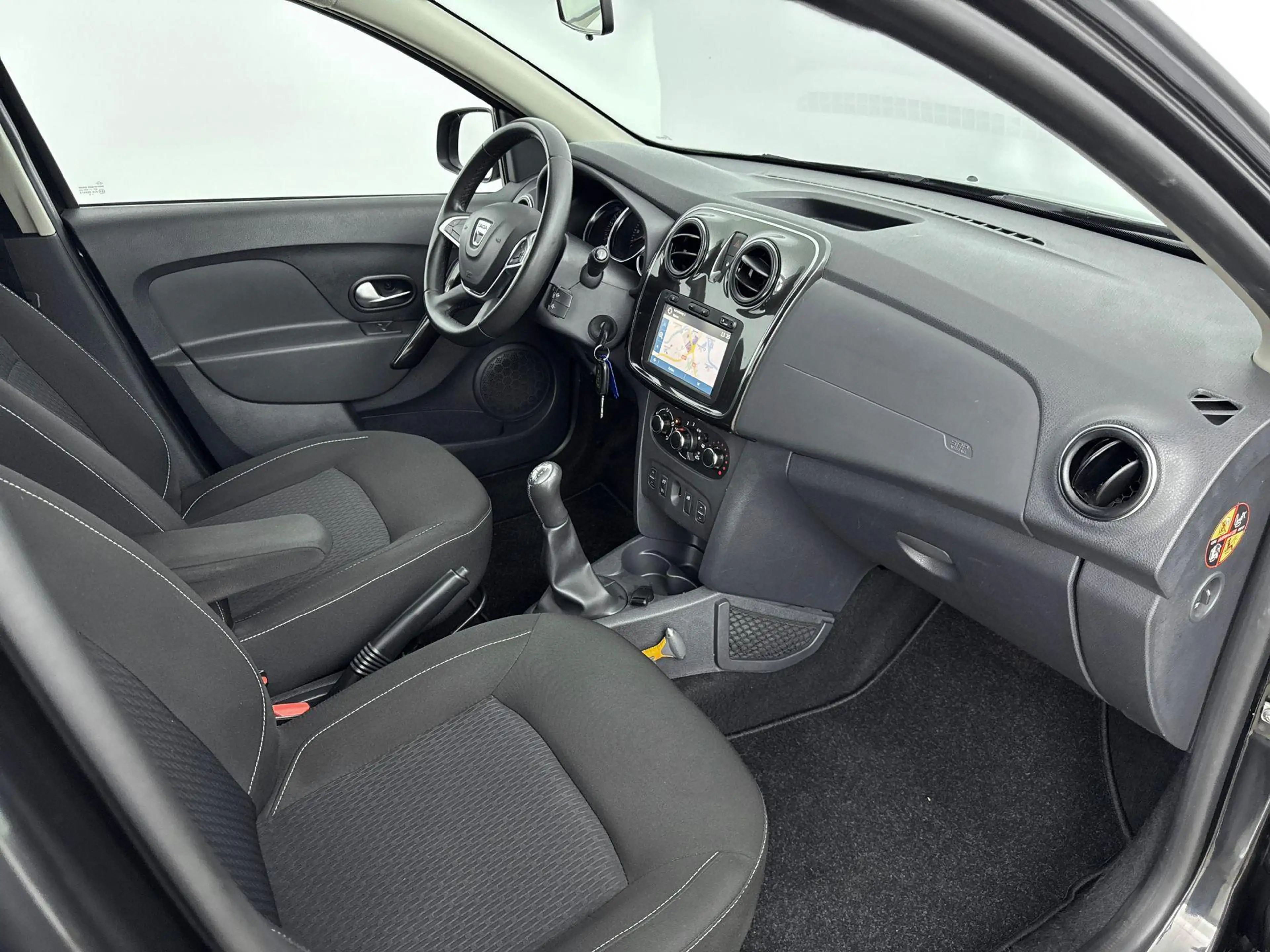 Dacia Logan MCV 0.9 TCe SL Royaal | Navigatie | Cruise control — photo 11